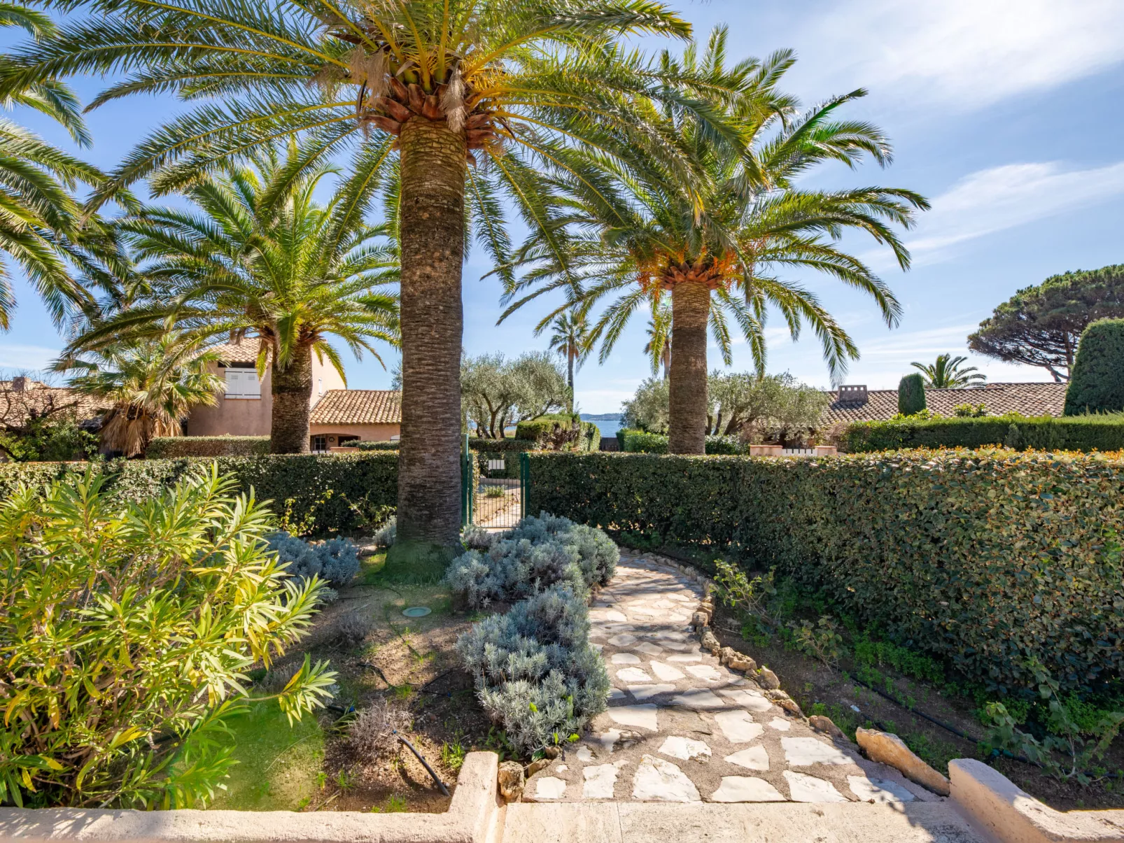 El Cantarello-Buiten