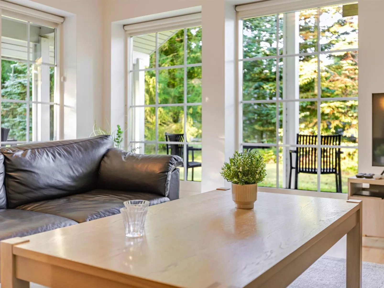 "Ørger" - 30km from the sea-Binnen