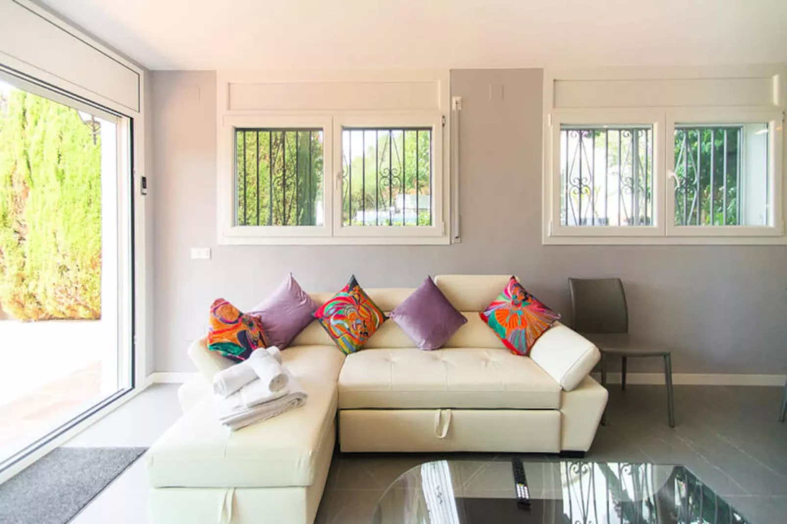 Maison à Roses-Niet-getagd