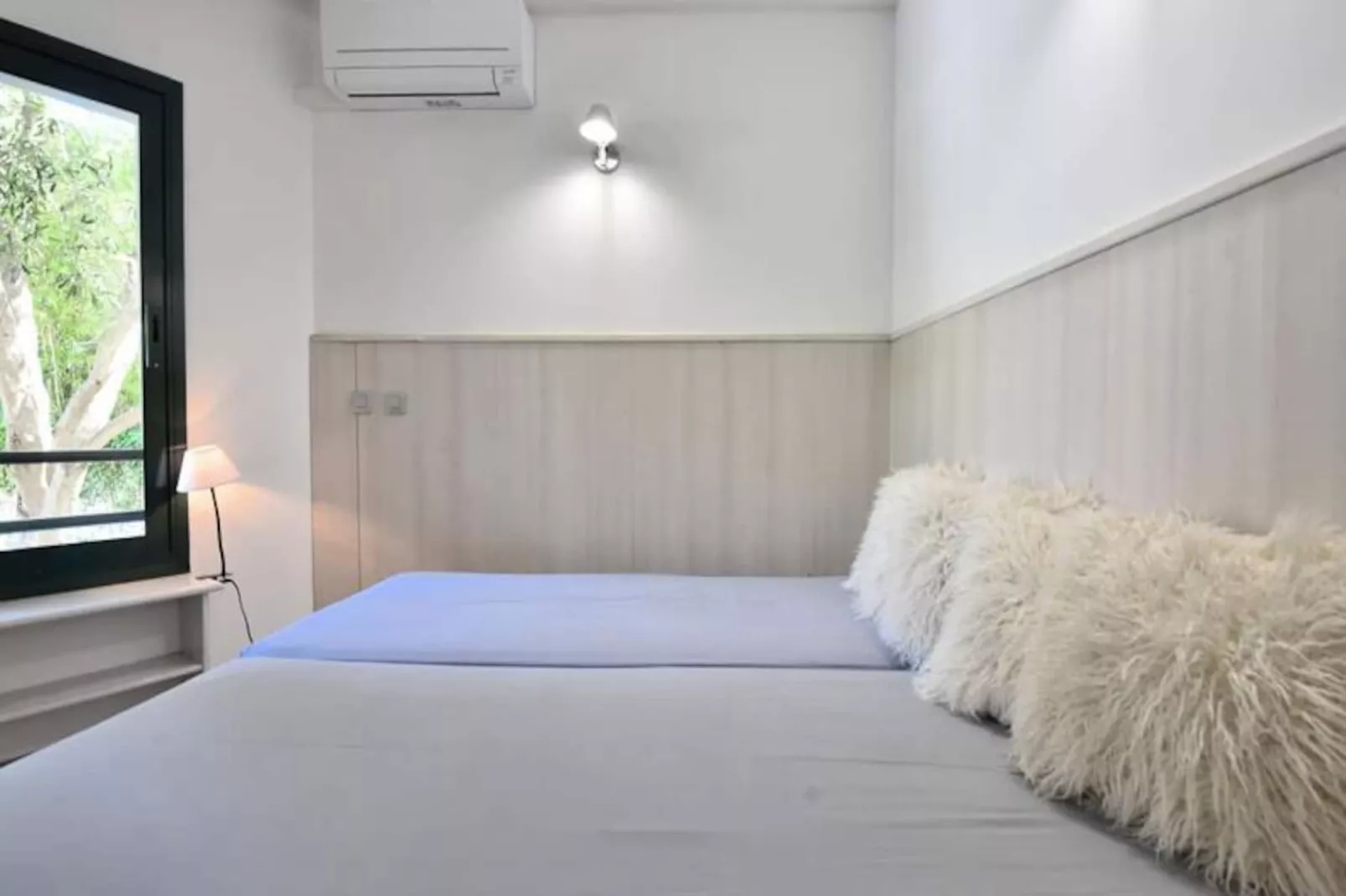 Résidence 4p Avec Grande Terrasse Et Piscine-Niet-getagd