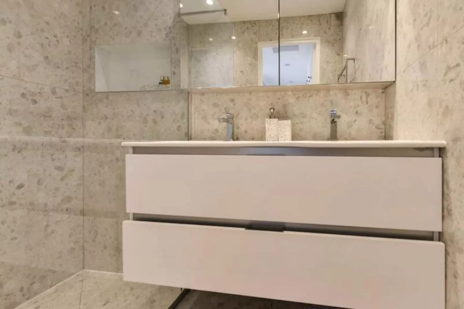 Résidence 4 Pi&egrave;ces Refait &agrave; Neuf, 3 Min De La Croisette-Niet-getagd