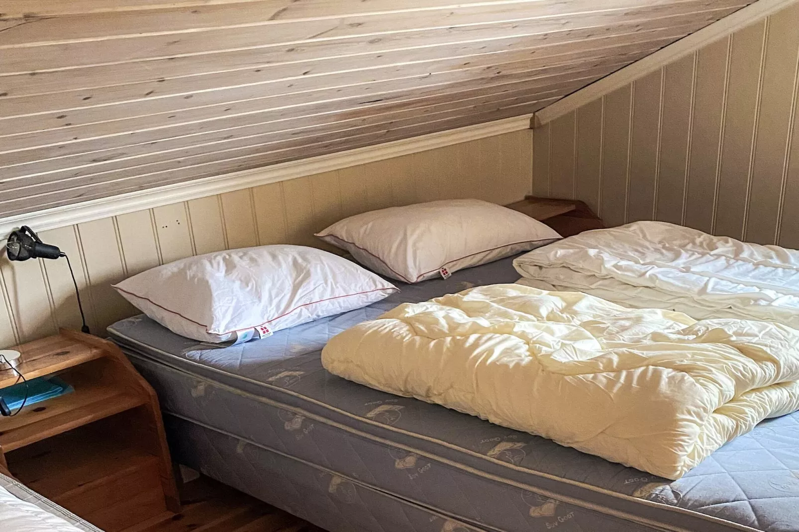 30653-PØLSEBU-Binnen