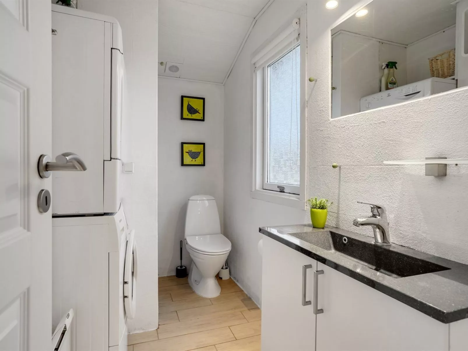 "Veetrikki" -  from the sea-Binnen