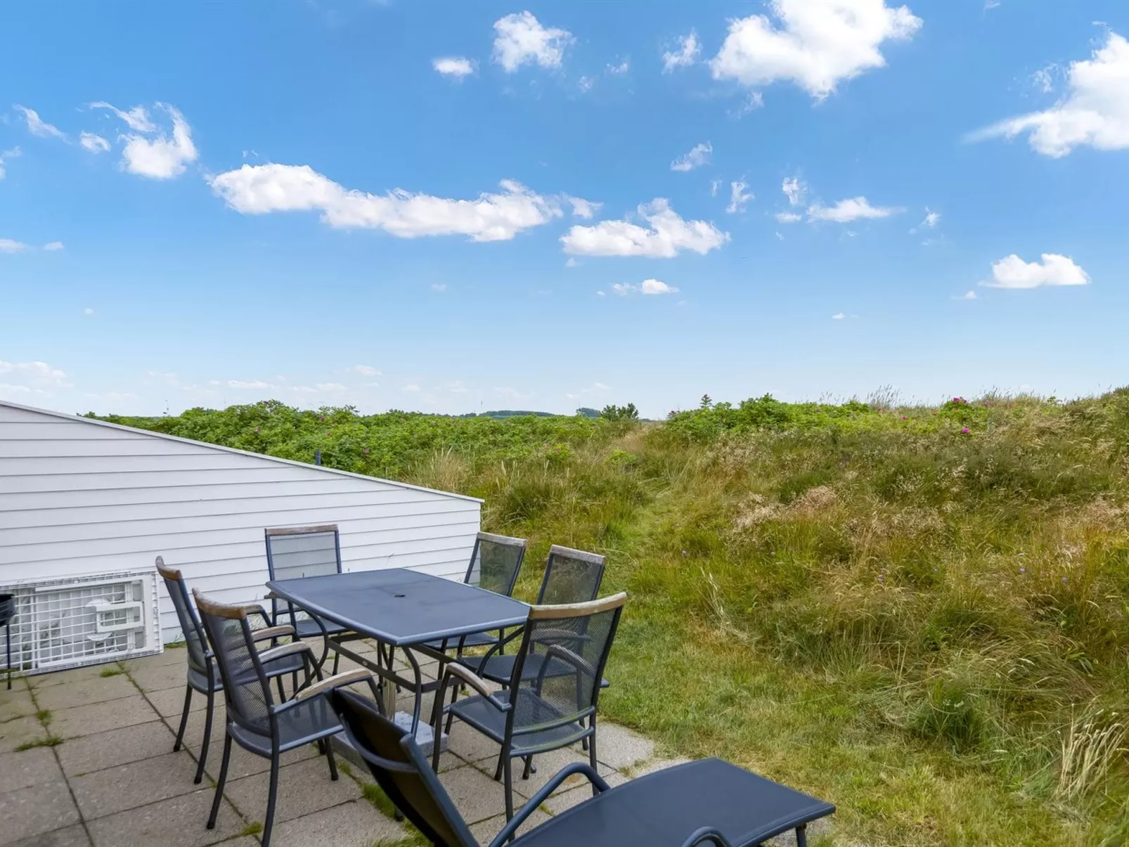 "Reija" - 2.3km from the sea - Buiten