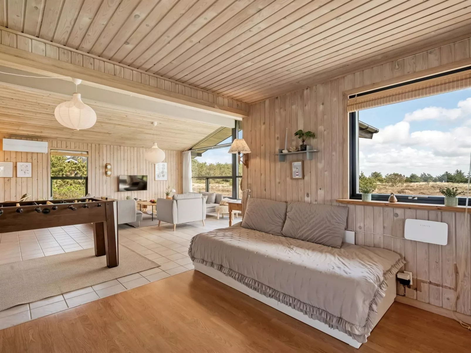 "Brunkil" - 500m from the sea-Binnen