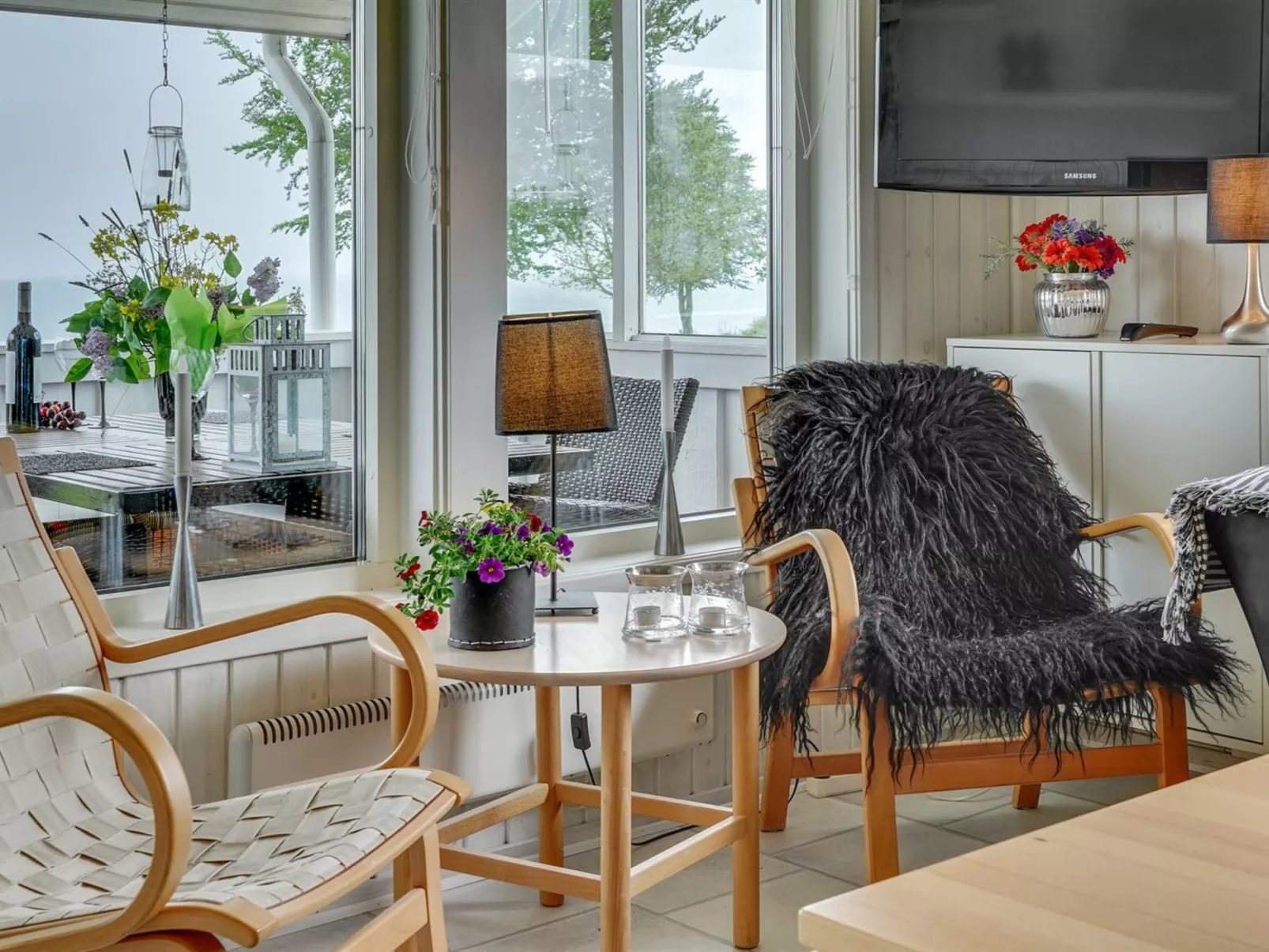 "Anastacia" - 75m from the sea-Binnen