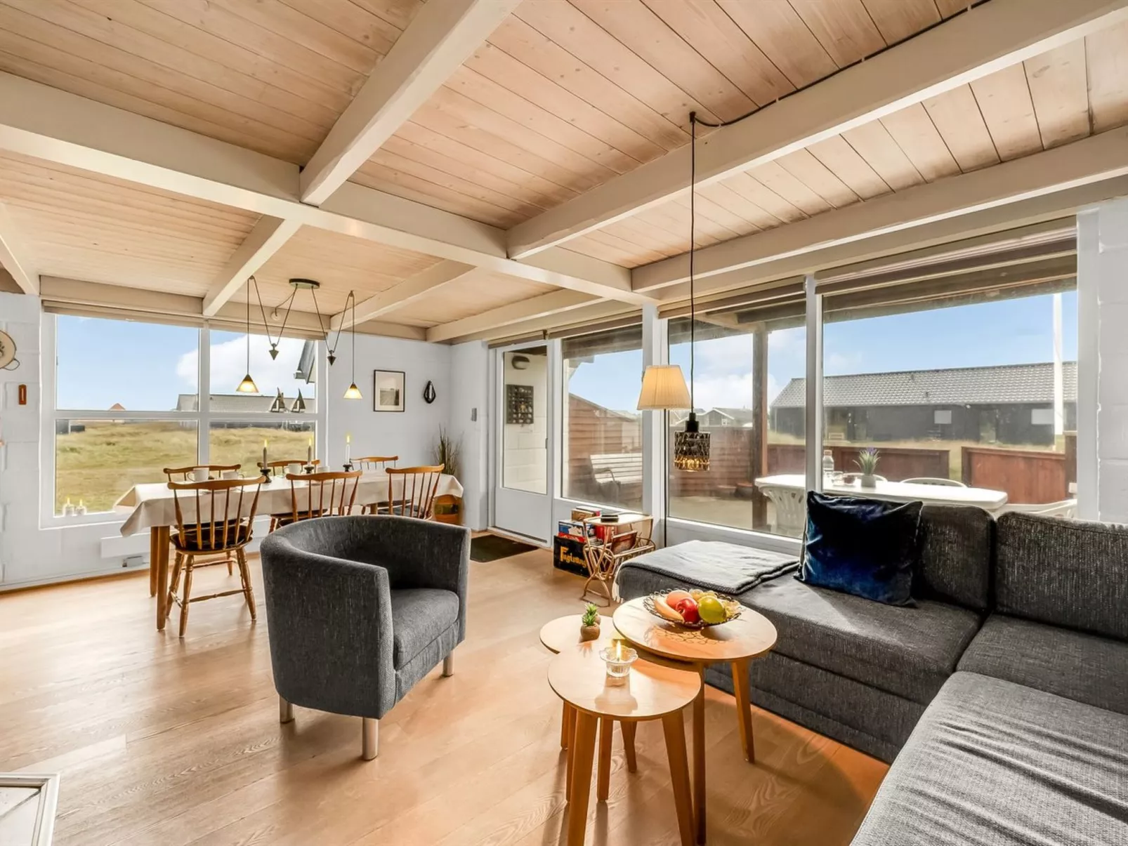 "Eringisl" - 50m from the sea-Binnen