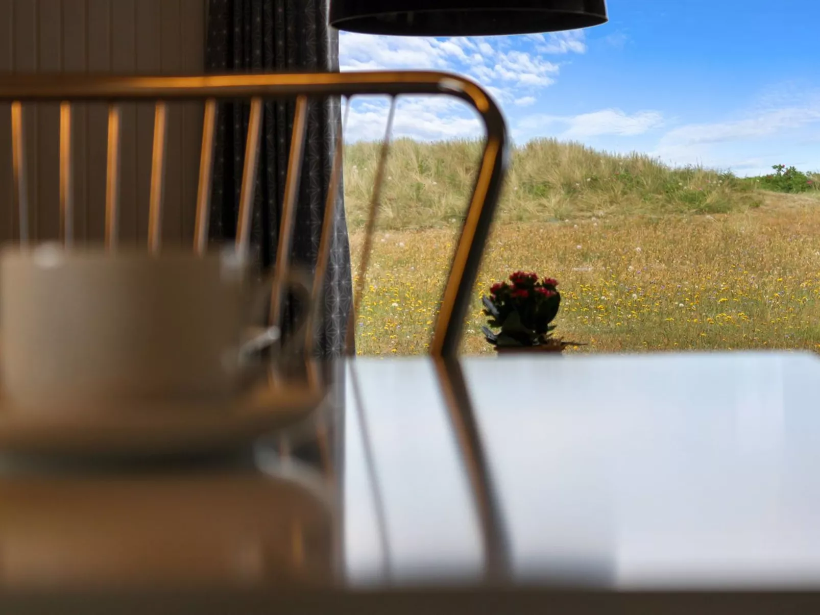 "Berndt" - 50m from the sea-Binnen