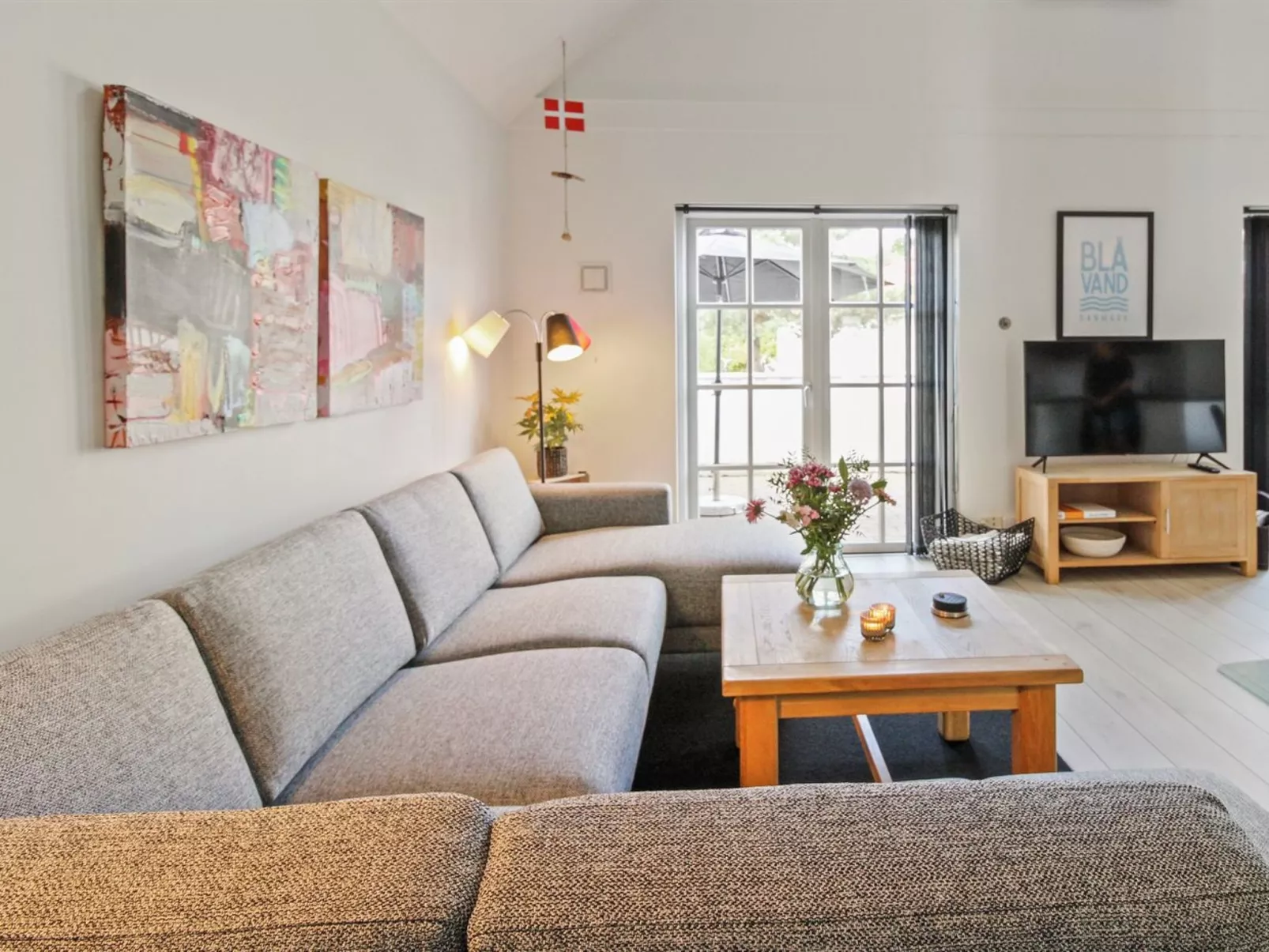 "Todorka" - 800m from the sea-Binnen