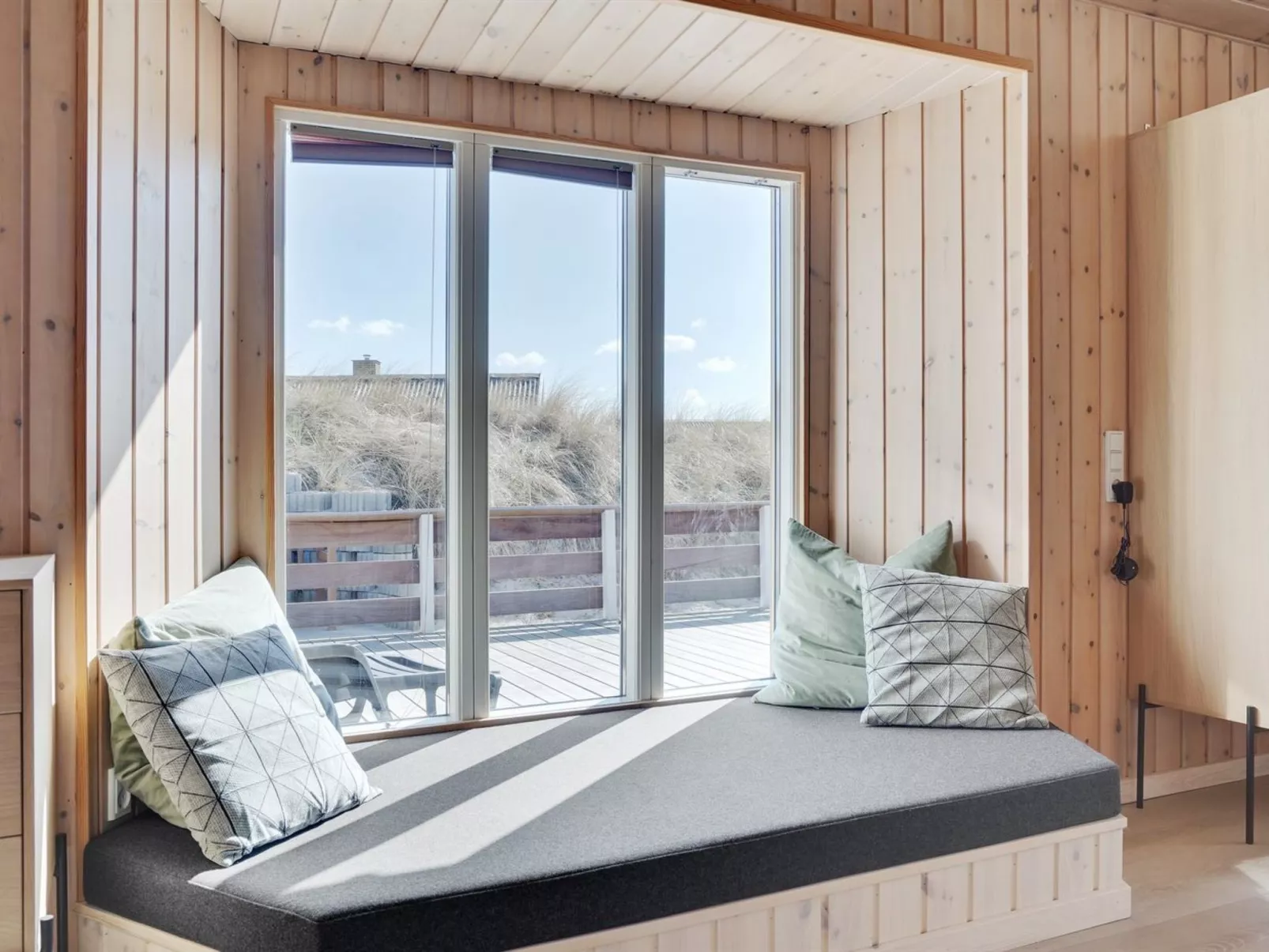 "Wilke" -  from the sea-Binnen