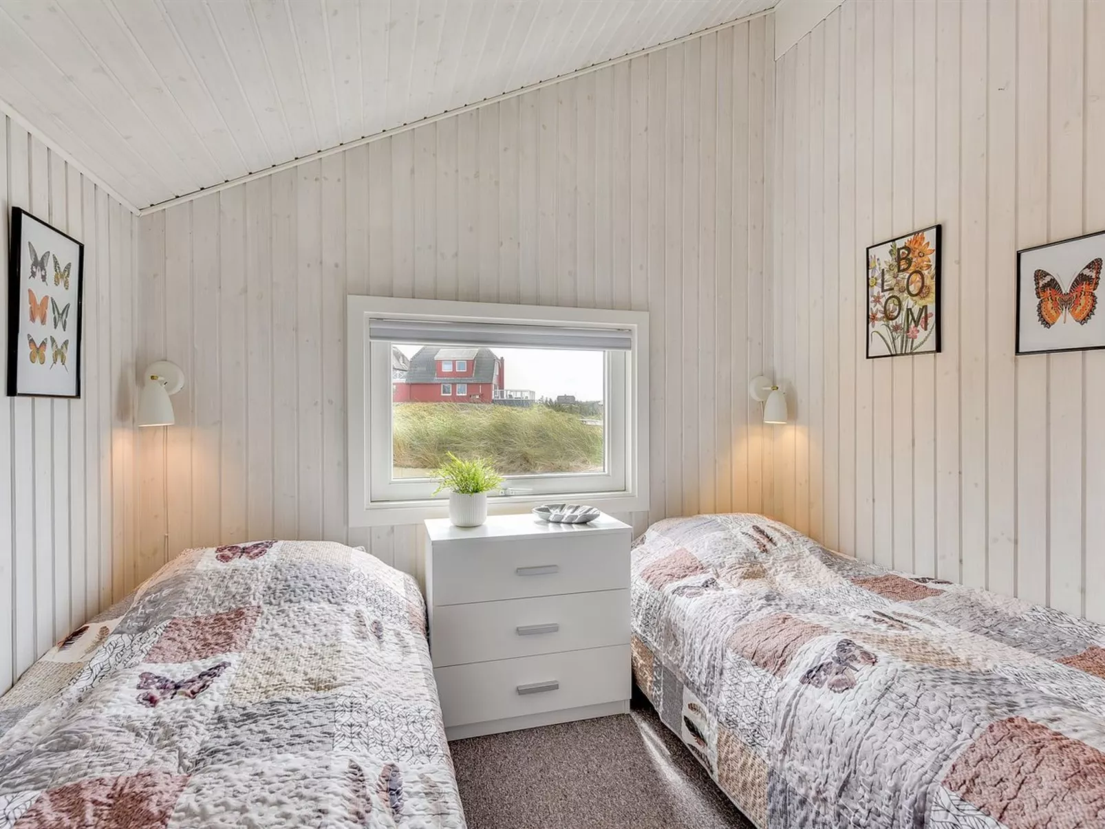 "Thrond" - 200m from the sea-Binnen