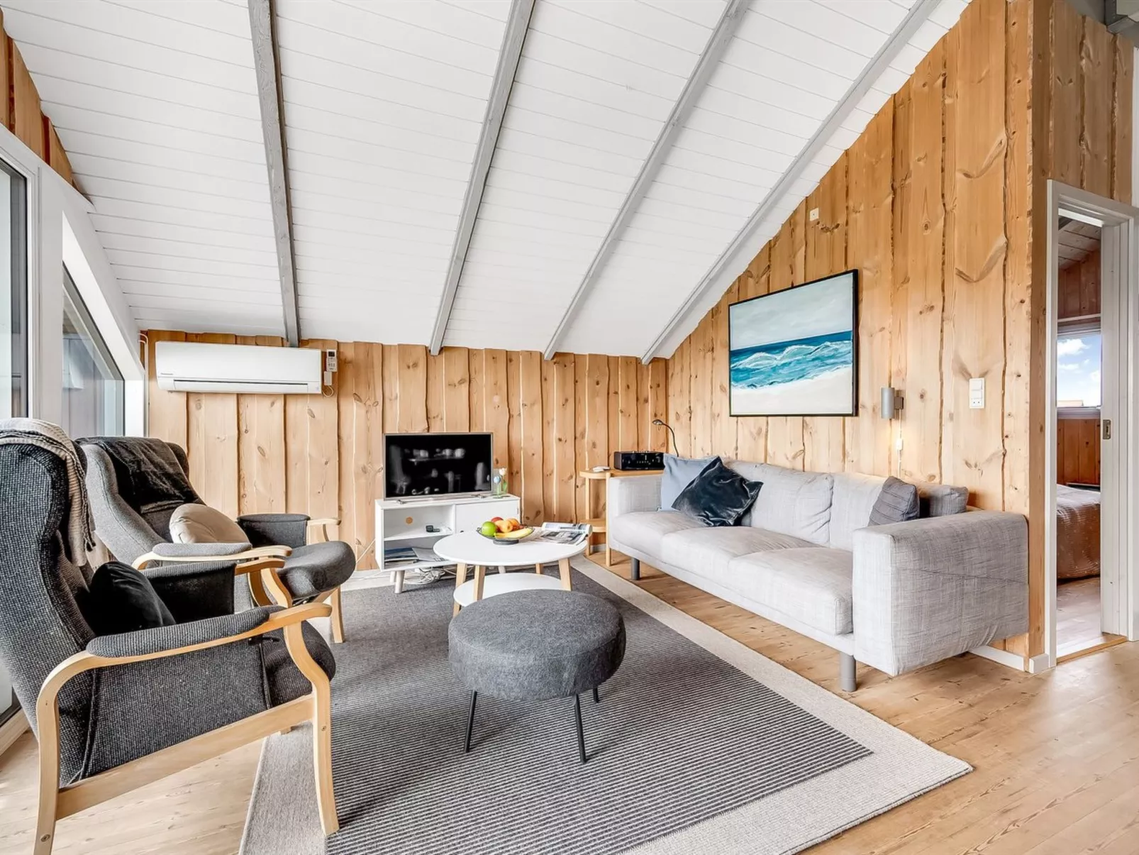 "Valia" - 400m to the fjord-Binnen