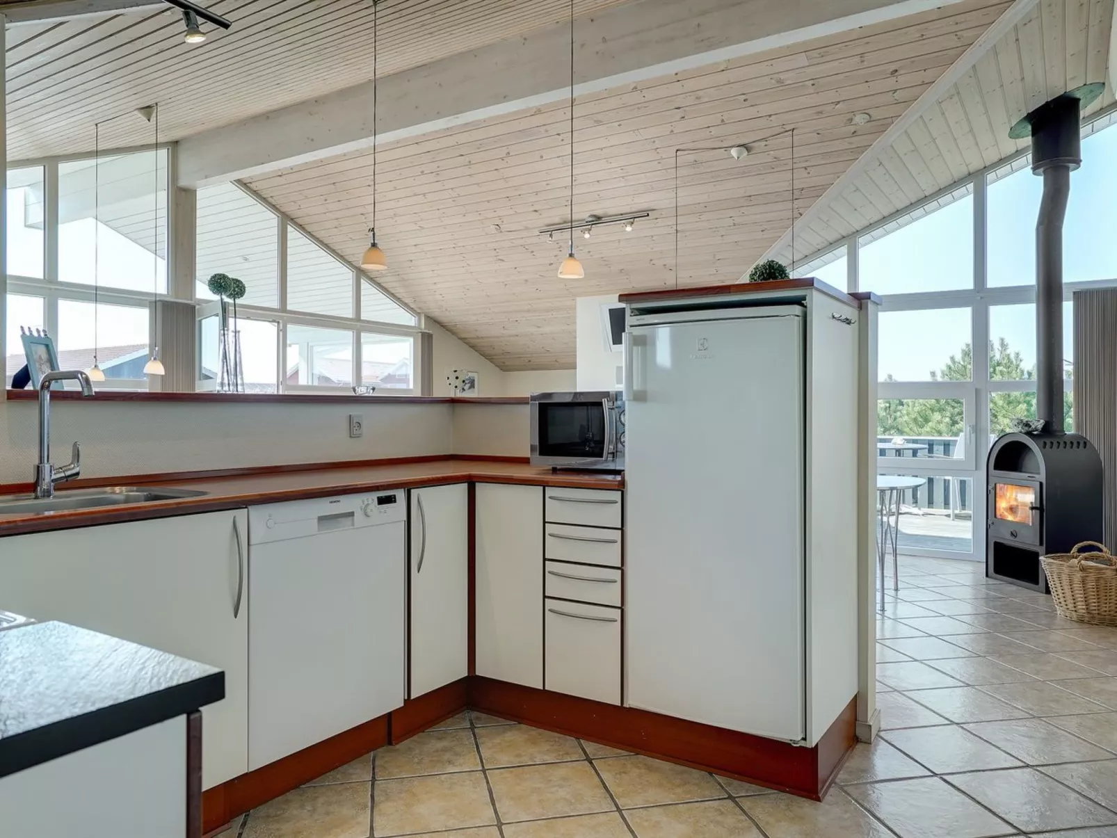 "Riste" - 450m from the sea-Binnen