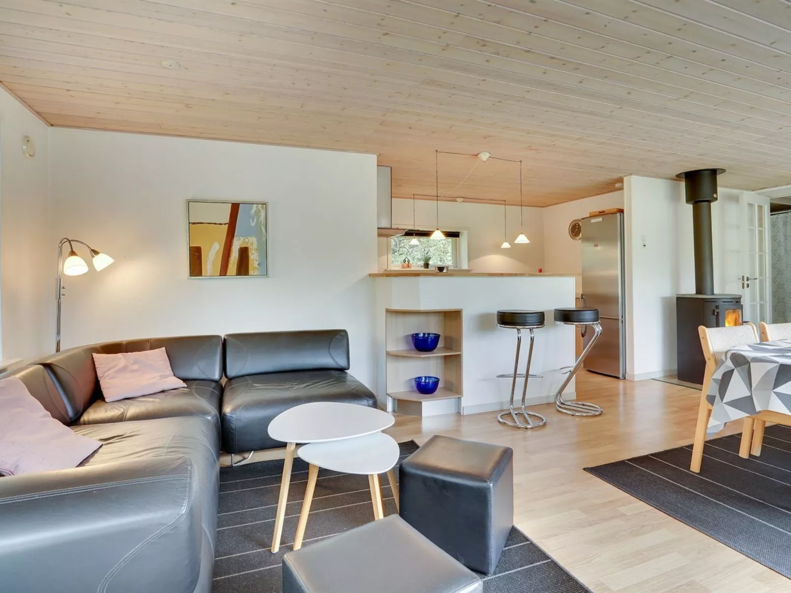 "Micke" - 3.2km from the sea-Binnen