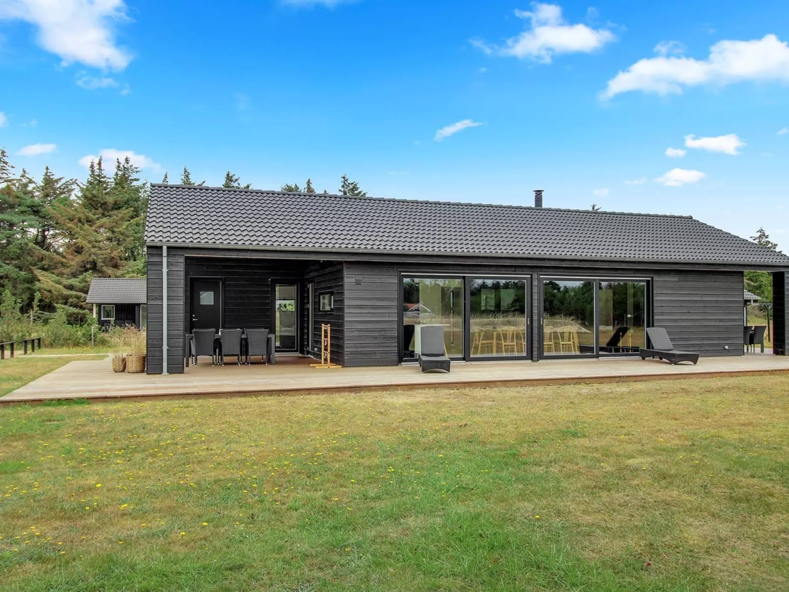 "Vasilka" - 800m from the sea-Buiten