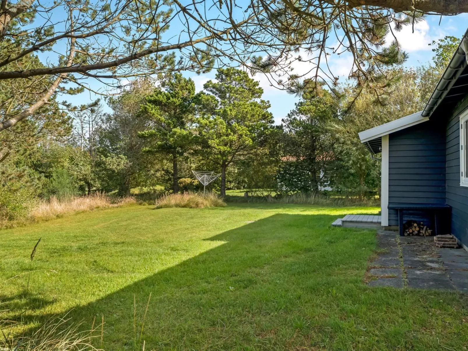 "Lökea" - 800m from the sea-Buiten