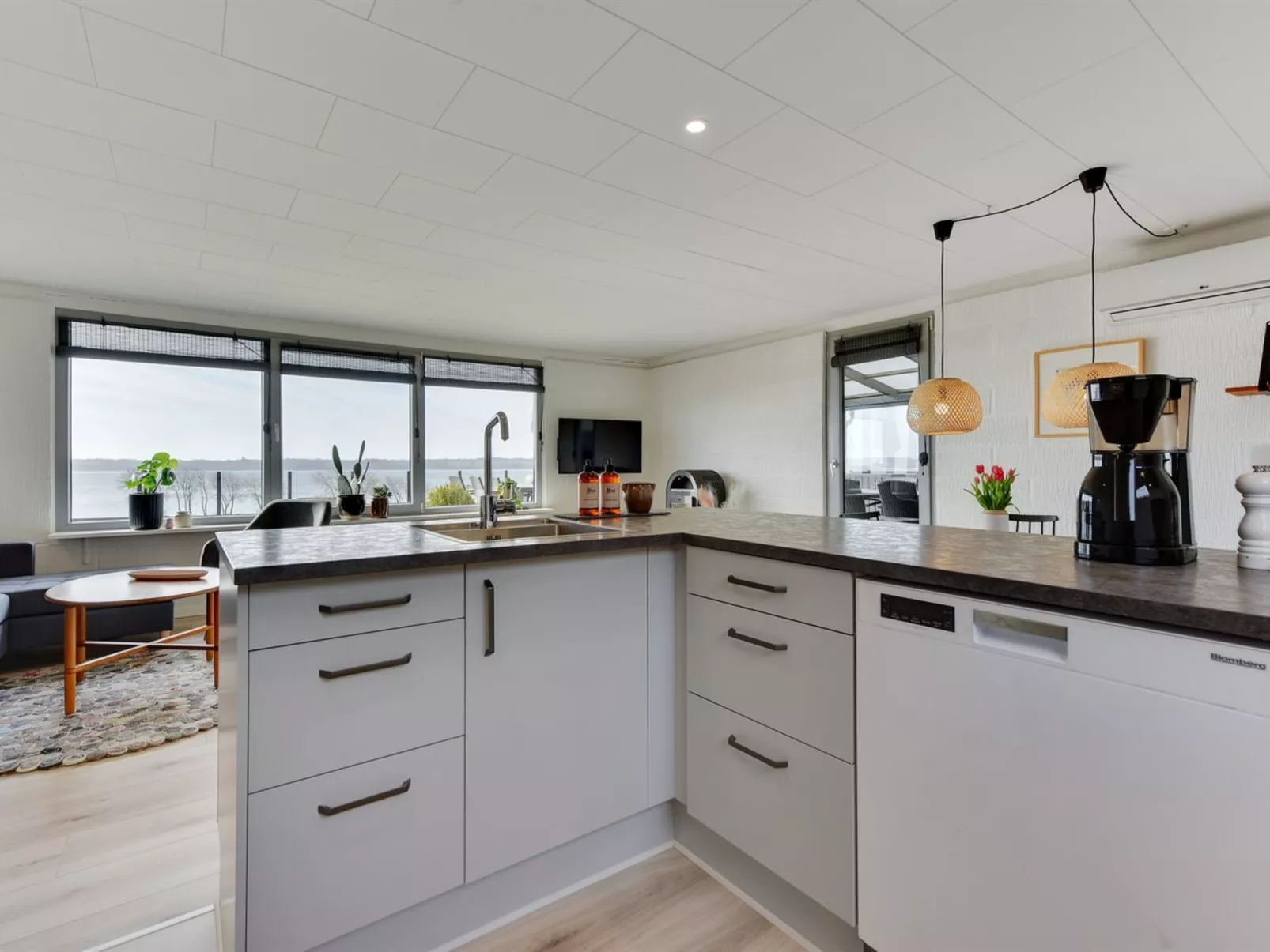 "Karli" - 330m to the fjord-Binnen