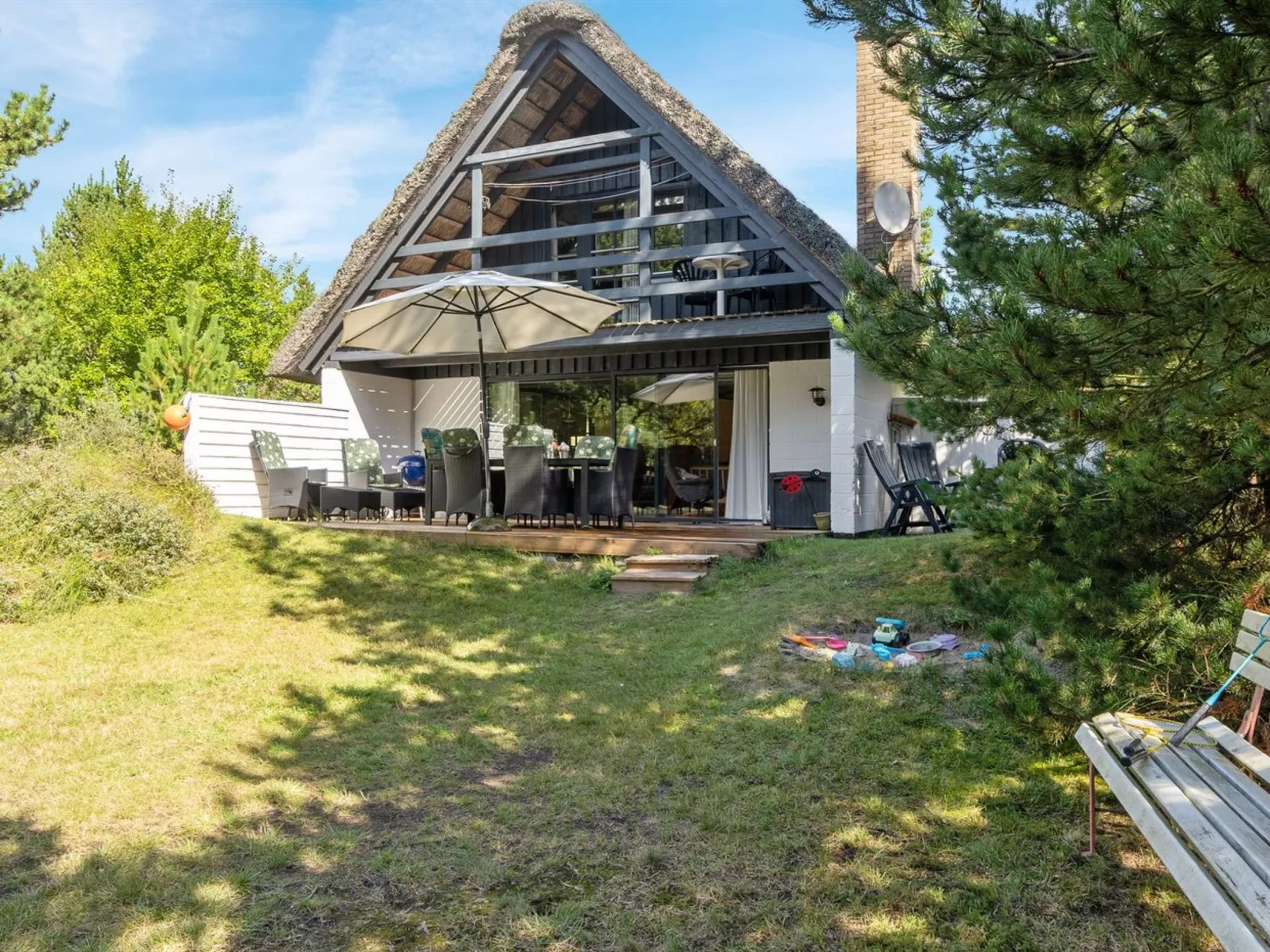 "Benedikta" - 2.4km from the sea-Buiten