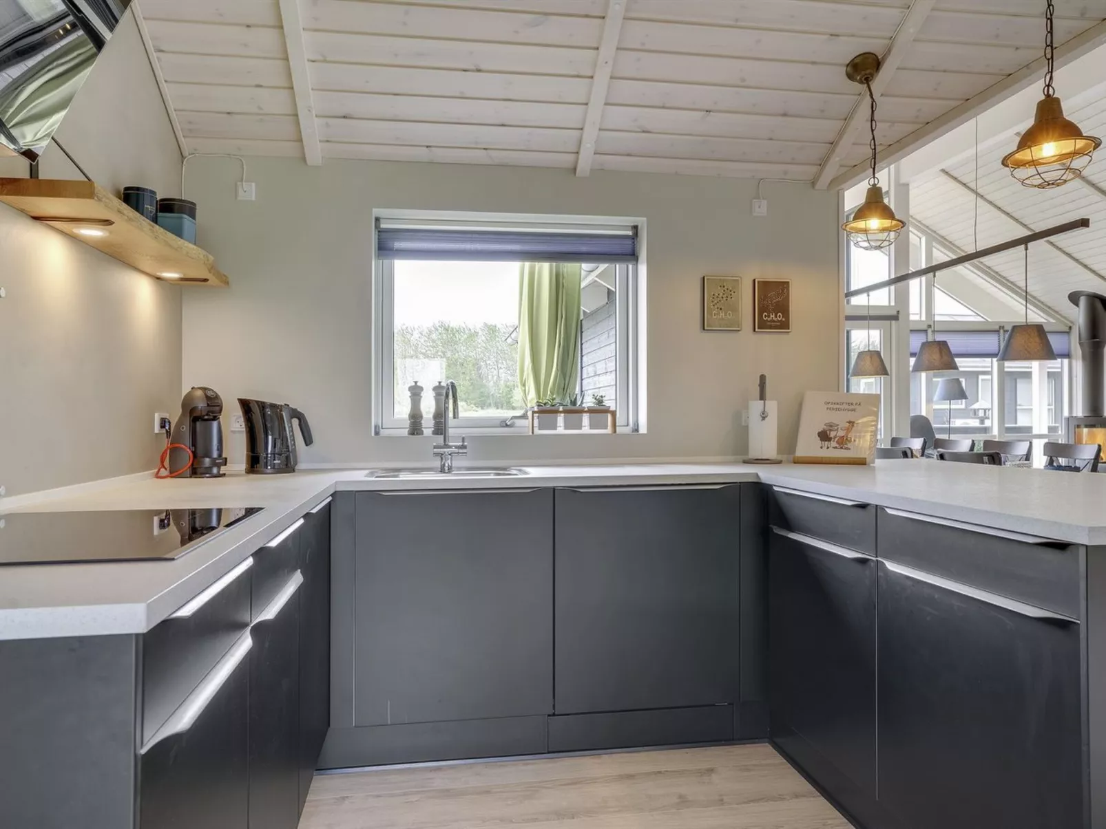 "Ina" - 1.2km from the sea-Binnen