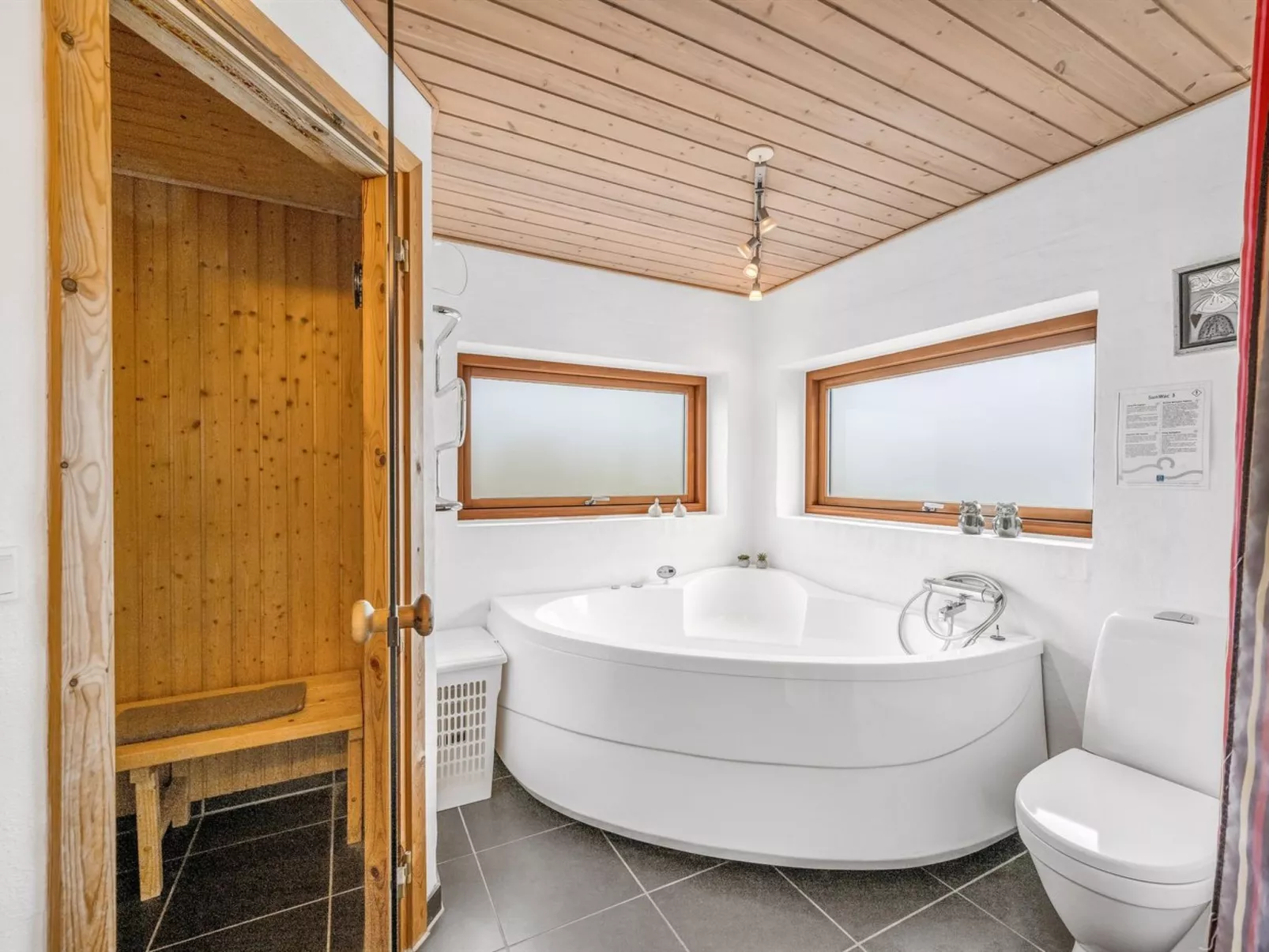 "Martje" - 900m from the sea-Binnen