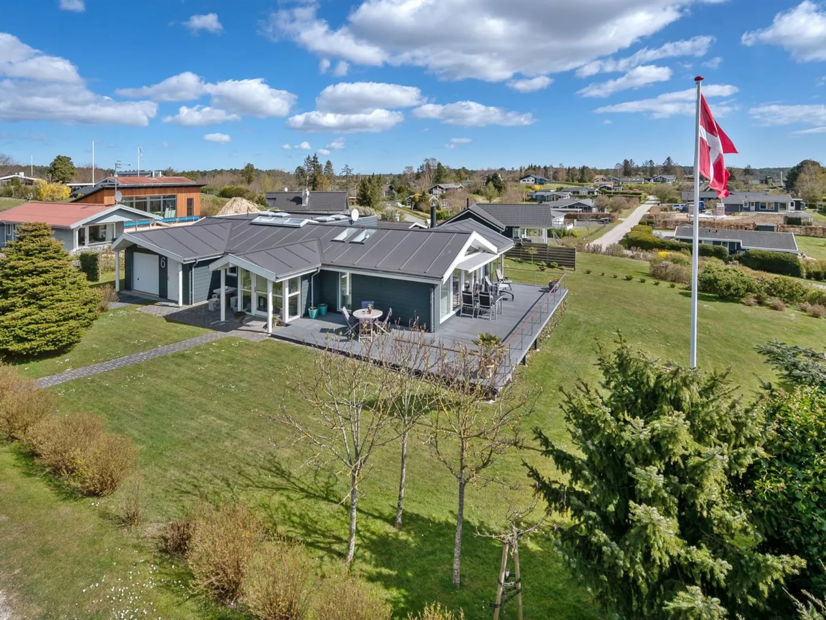 "Kuno" - 300m from the sea-Buiten