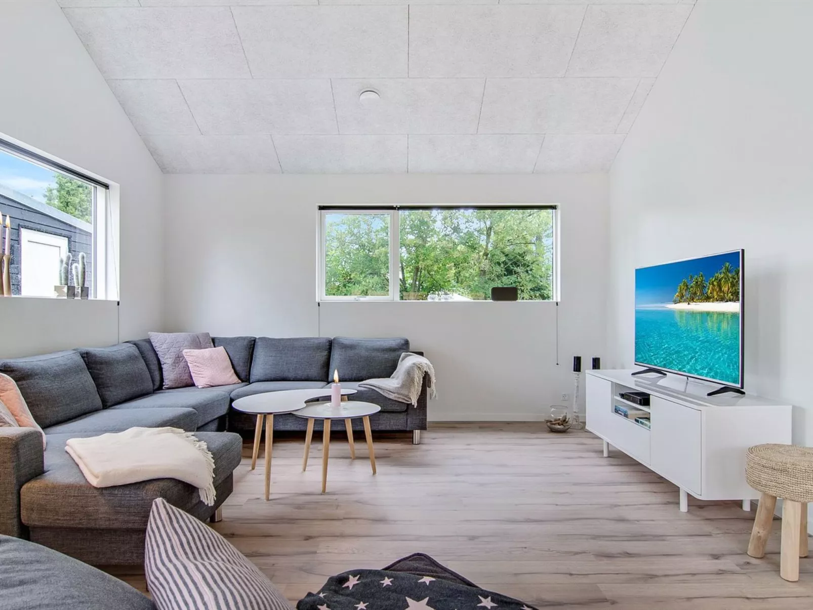 "Dorthie" - 800m from the sea-Binnen