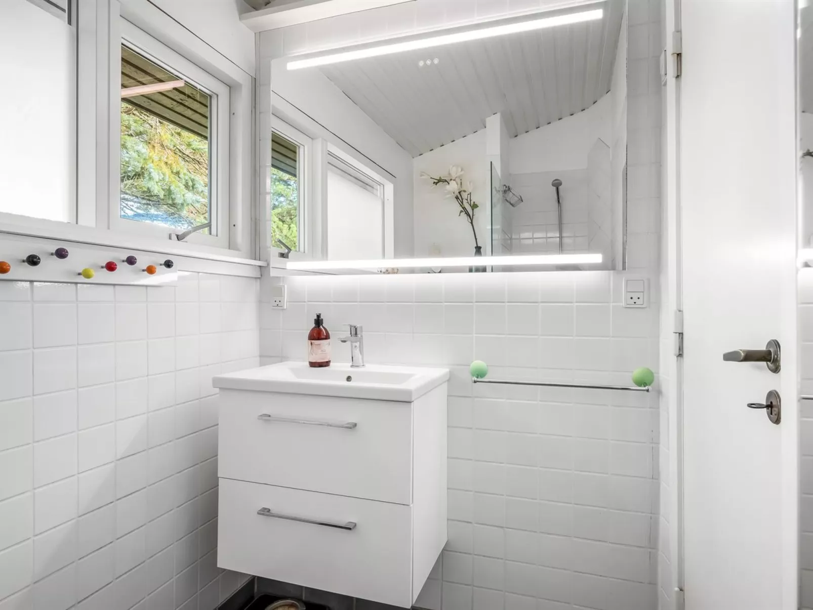 "Linnea" - 1km from the sea-Binnen