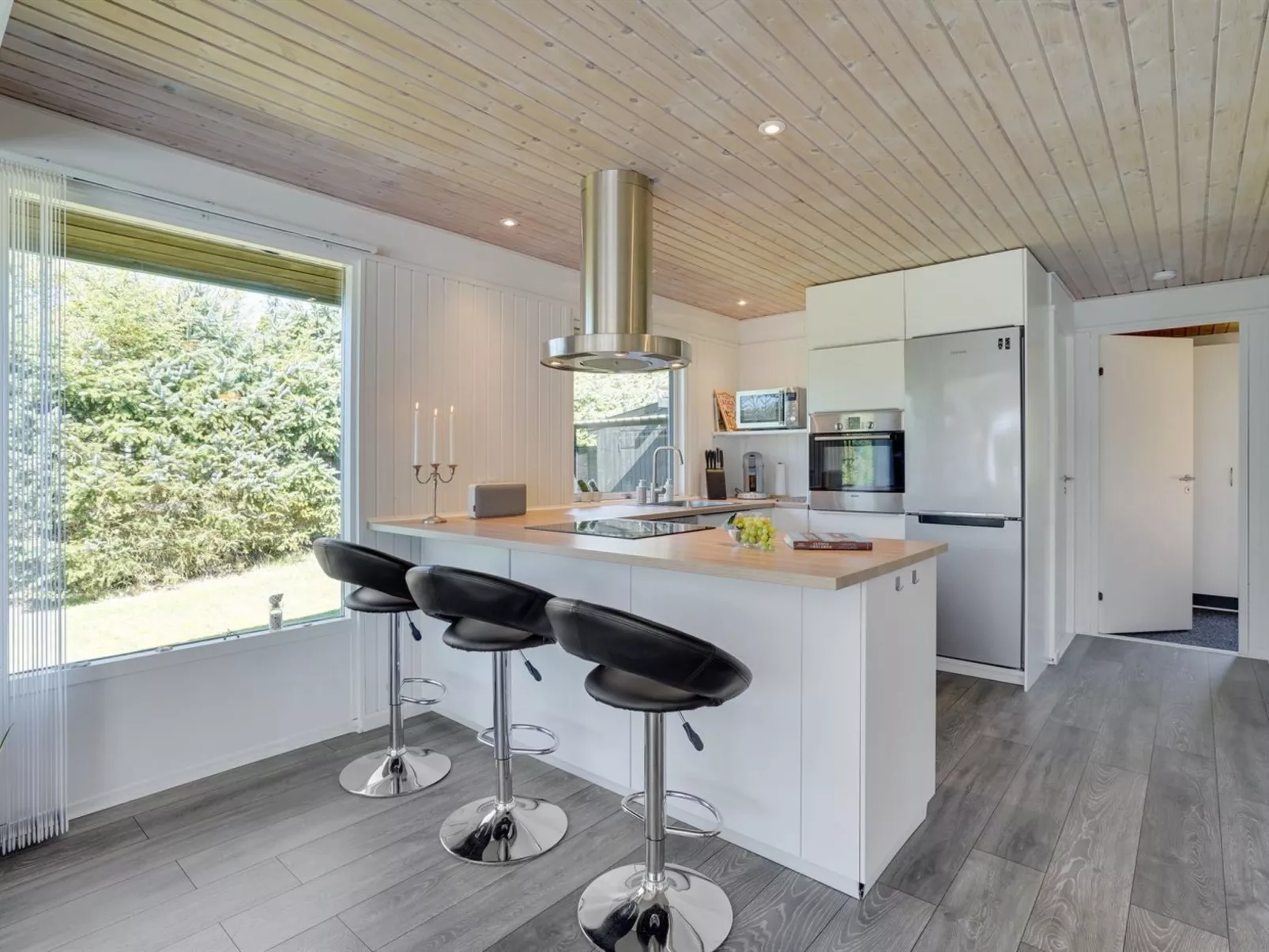 "Matilde" - 400m to the fjord-Binnen