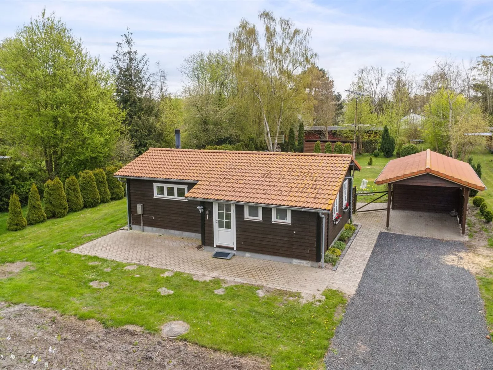 "Undis" - 660m from the sea-Buiten