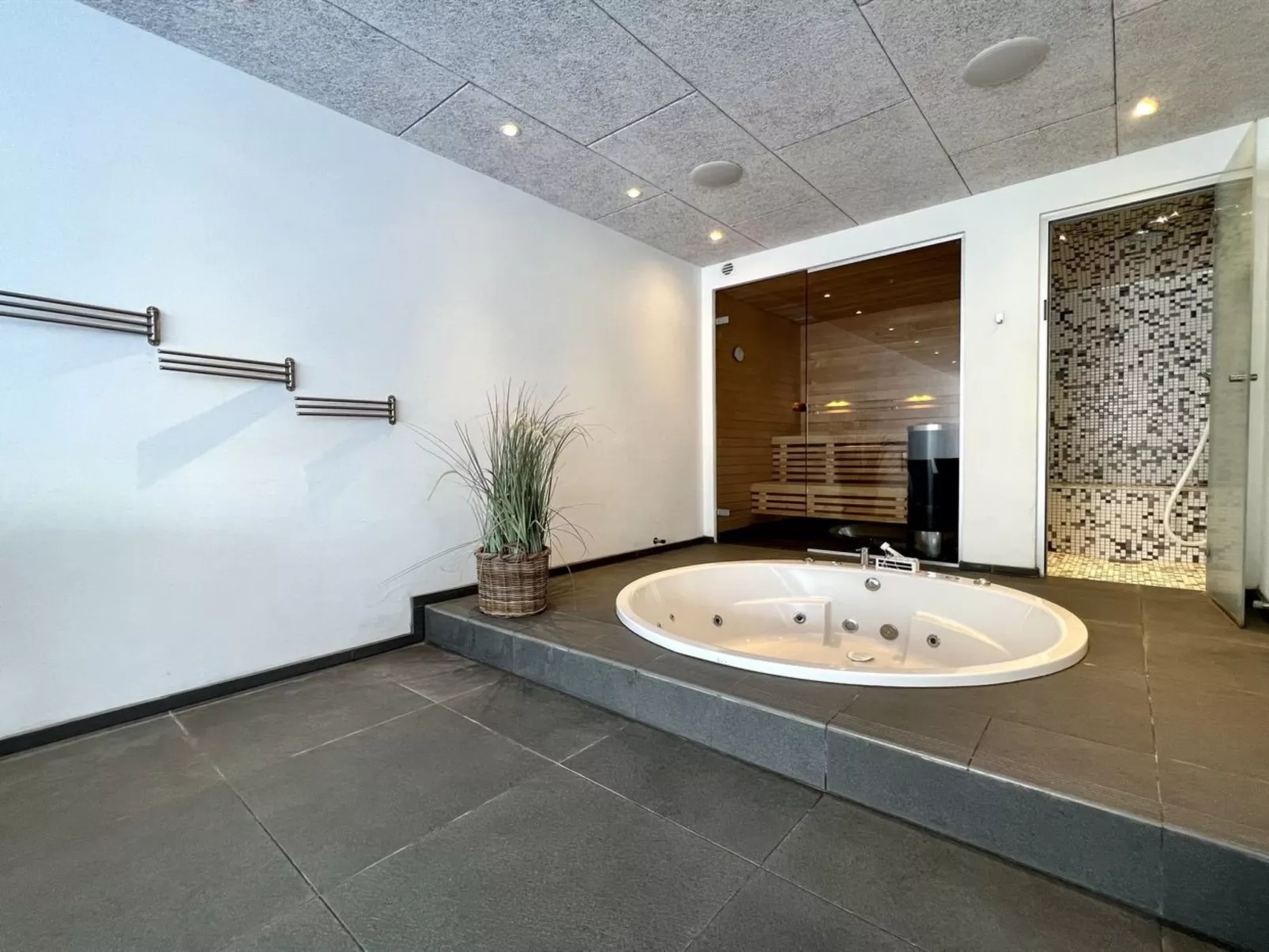 "Ancel" - 1.7km from the sea-Buiten