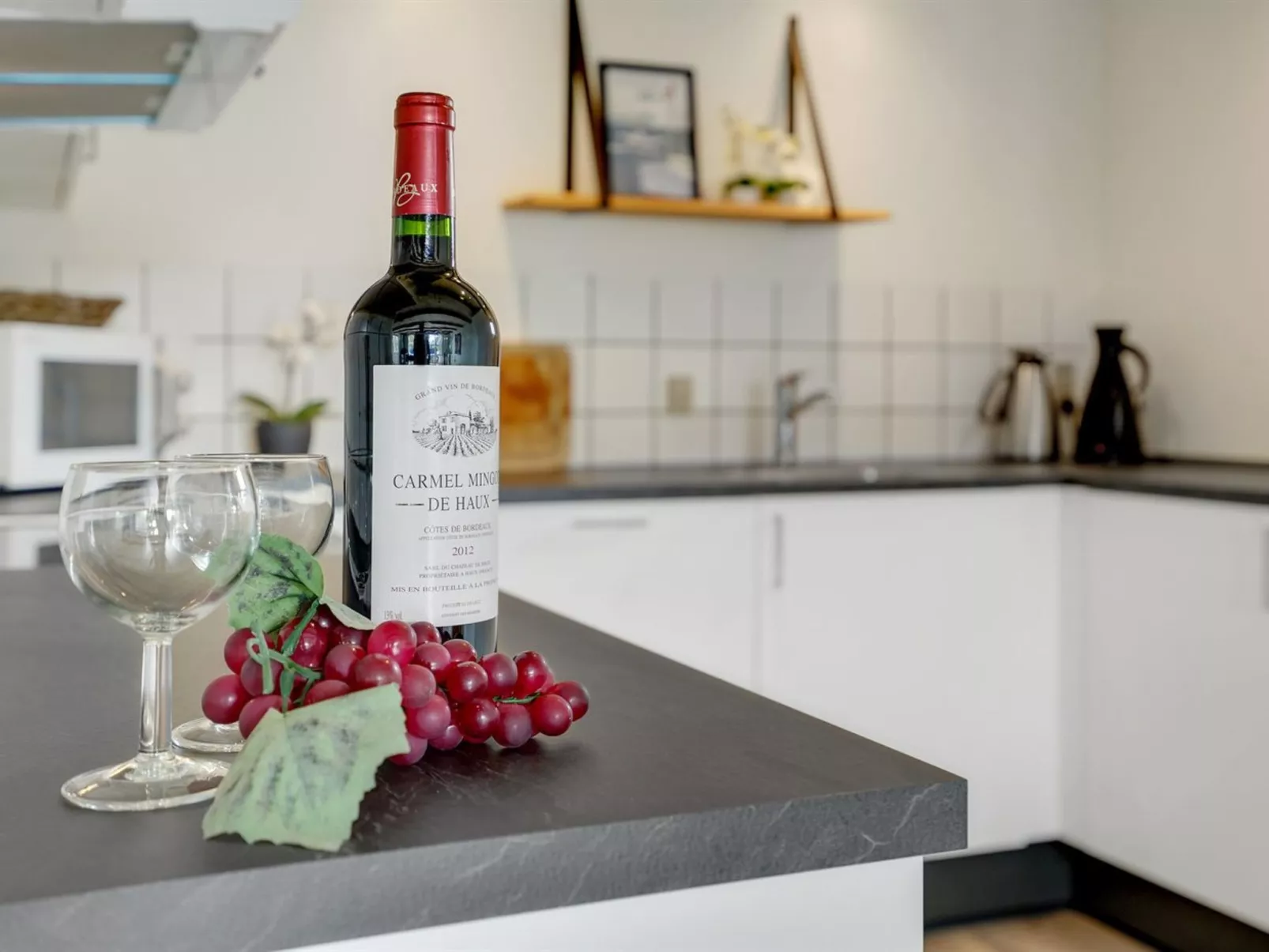 "Madalena" - 2.8km from the sea-Binnen