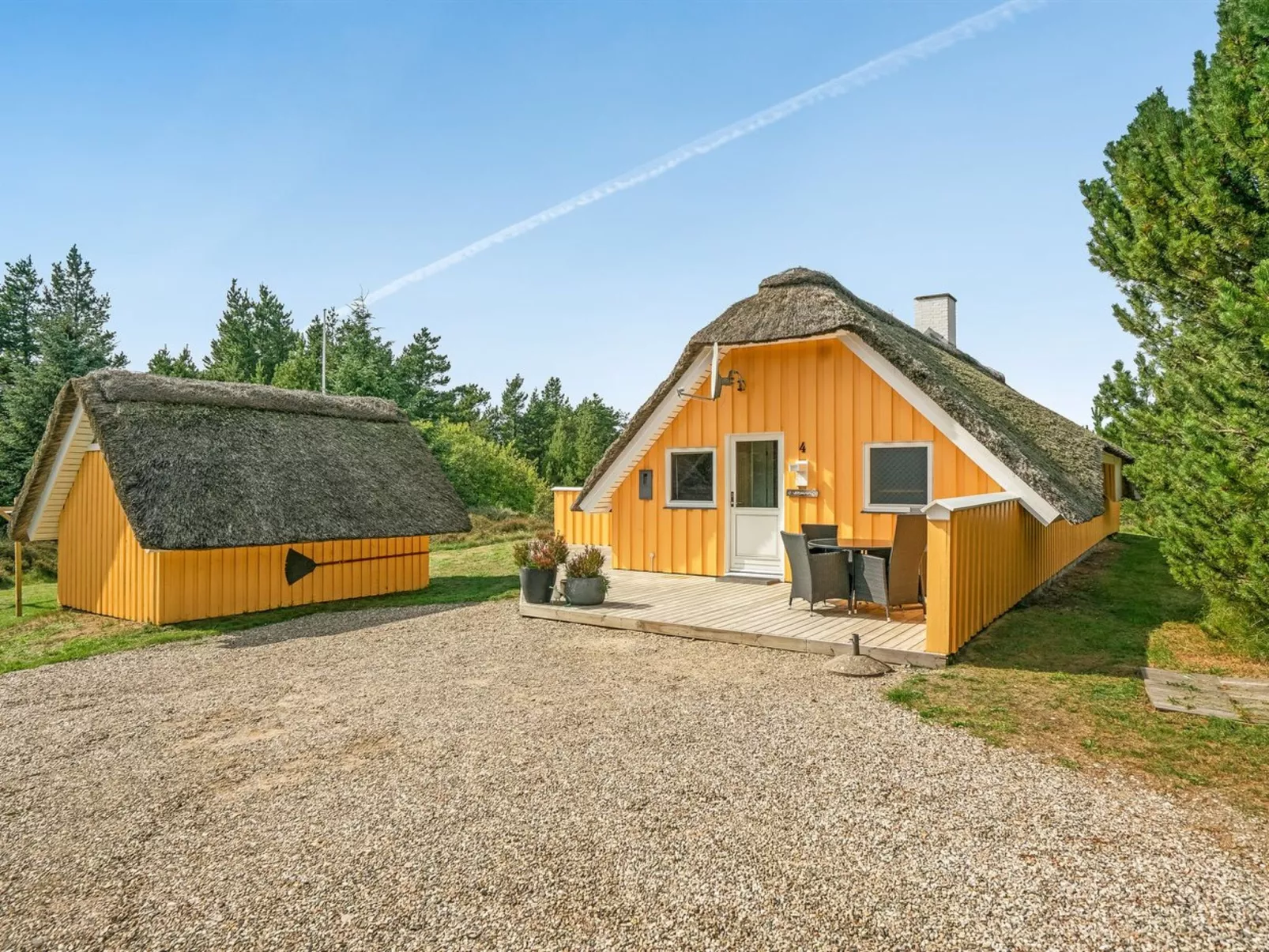 "Wale" - 3.3km from the sea-Buiten