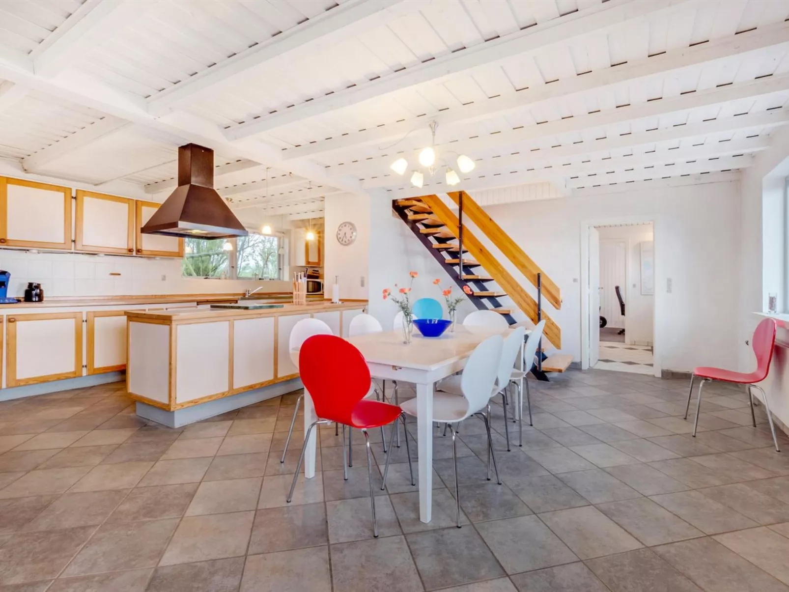 "Emmie" - 50m to the fjord-Binnen