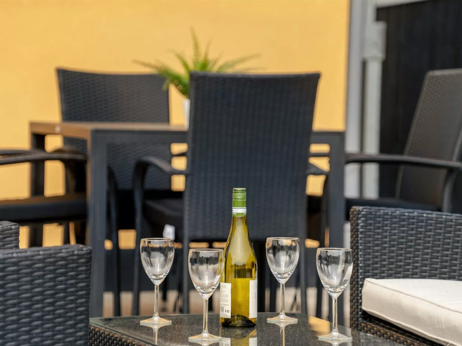 "Teodosij" - 1.1km from the sea-Buiten