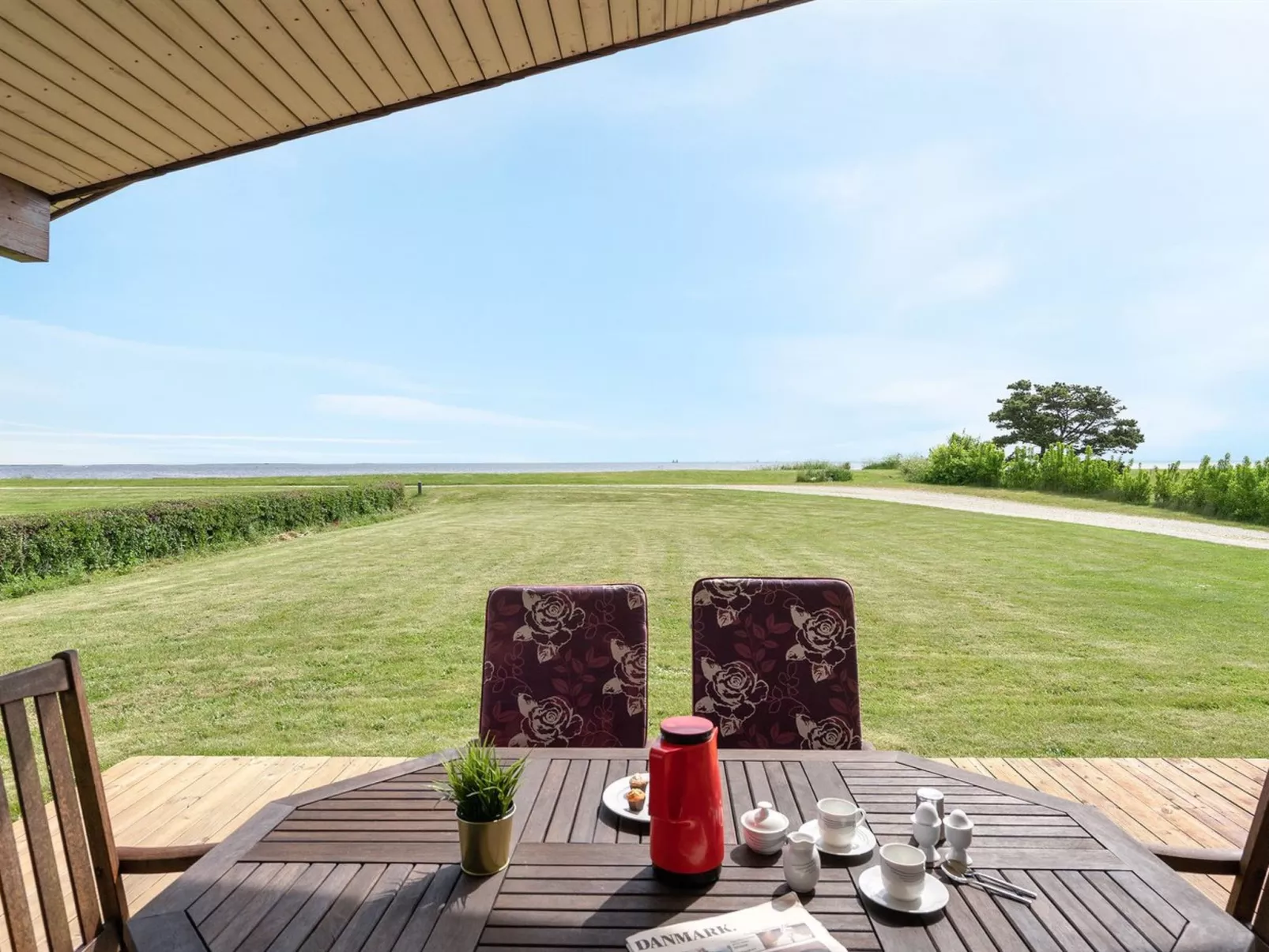 "Roope" - 50m from the sea-Buiten