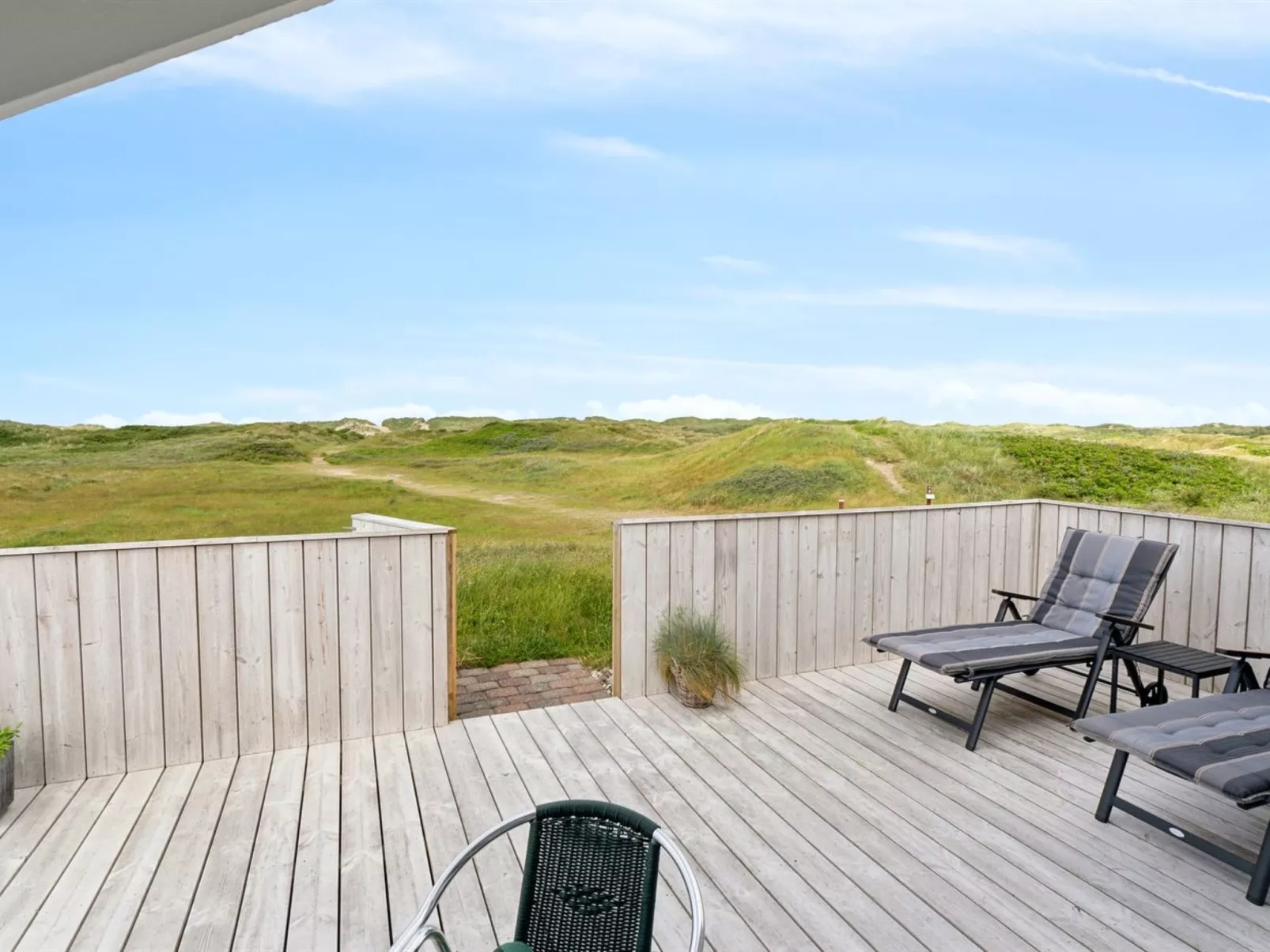 "Betti" - 200m from the sea-Buiten