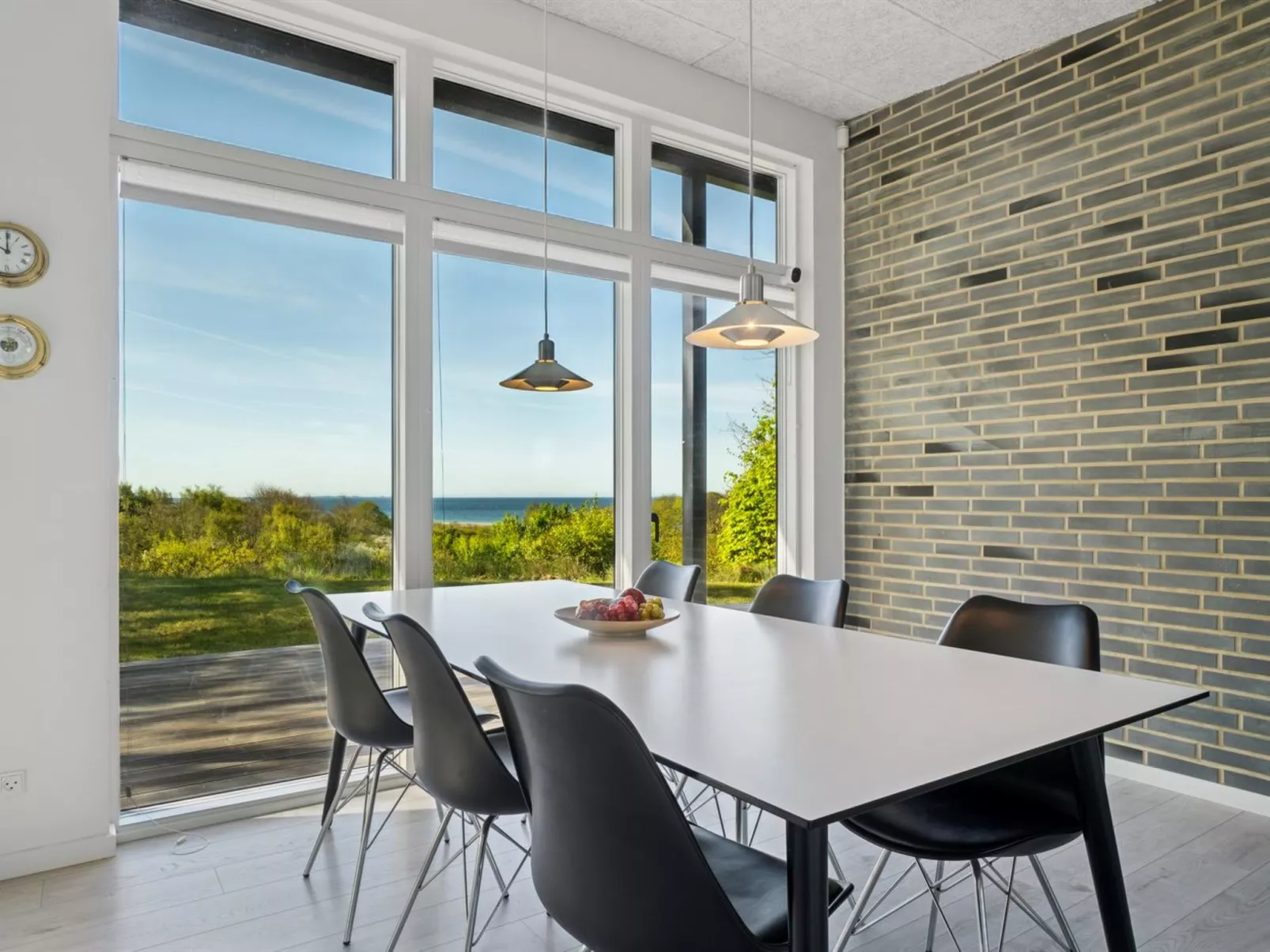 "Irek" - 500m from the sea-Binnen