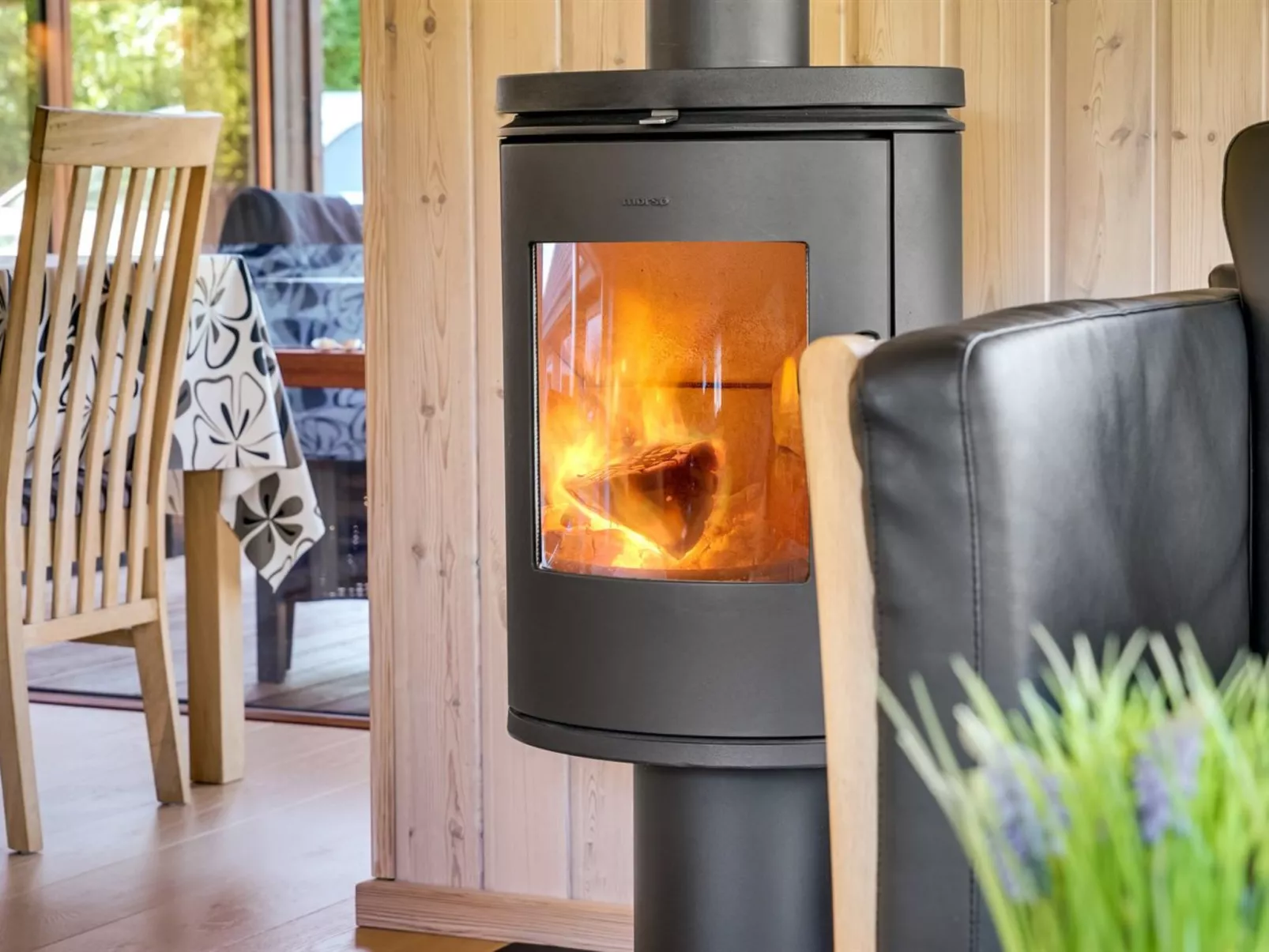 "Kali" - 900m to the fjord-Binnen