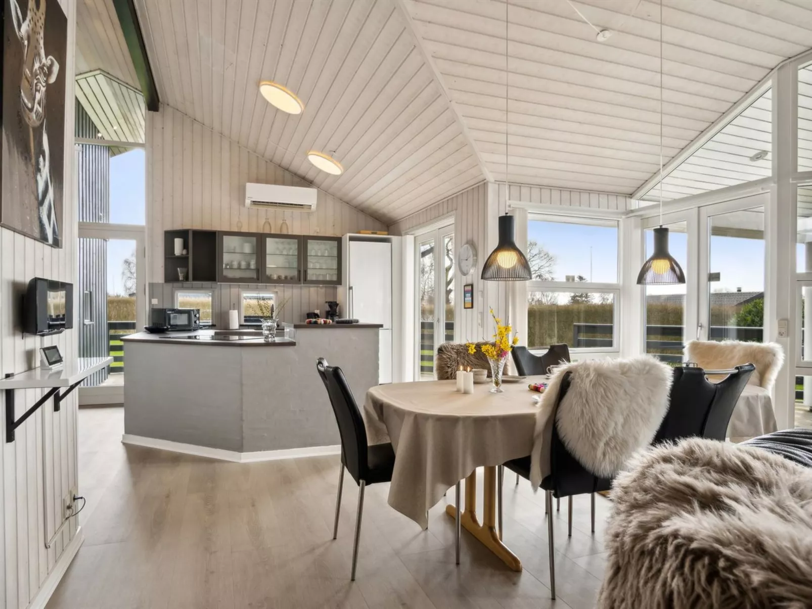 "Sylvana" - 400m from the sea-Binnen