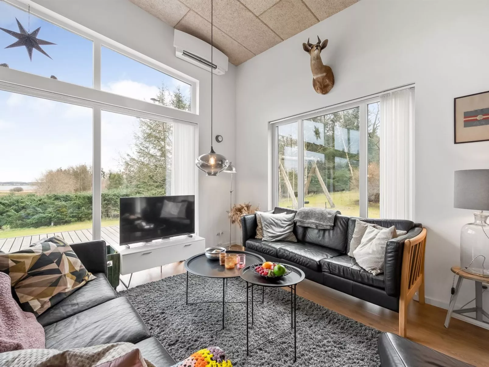 "Tenna" - 250m to the fjord-Binnen