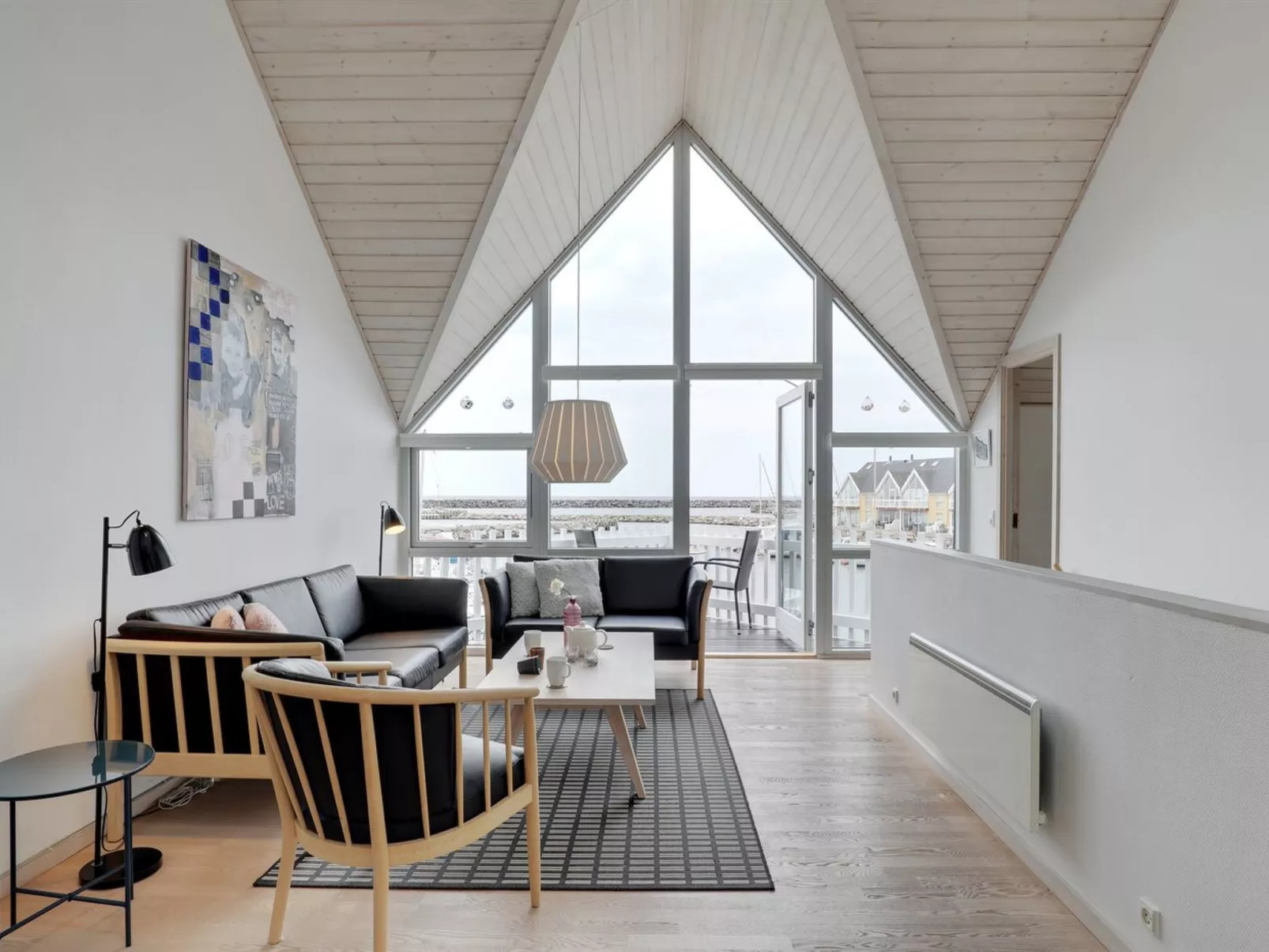 "Eija" - 5m from the sea-Binnen