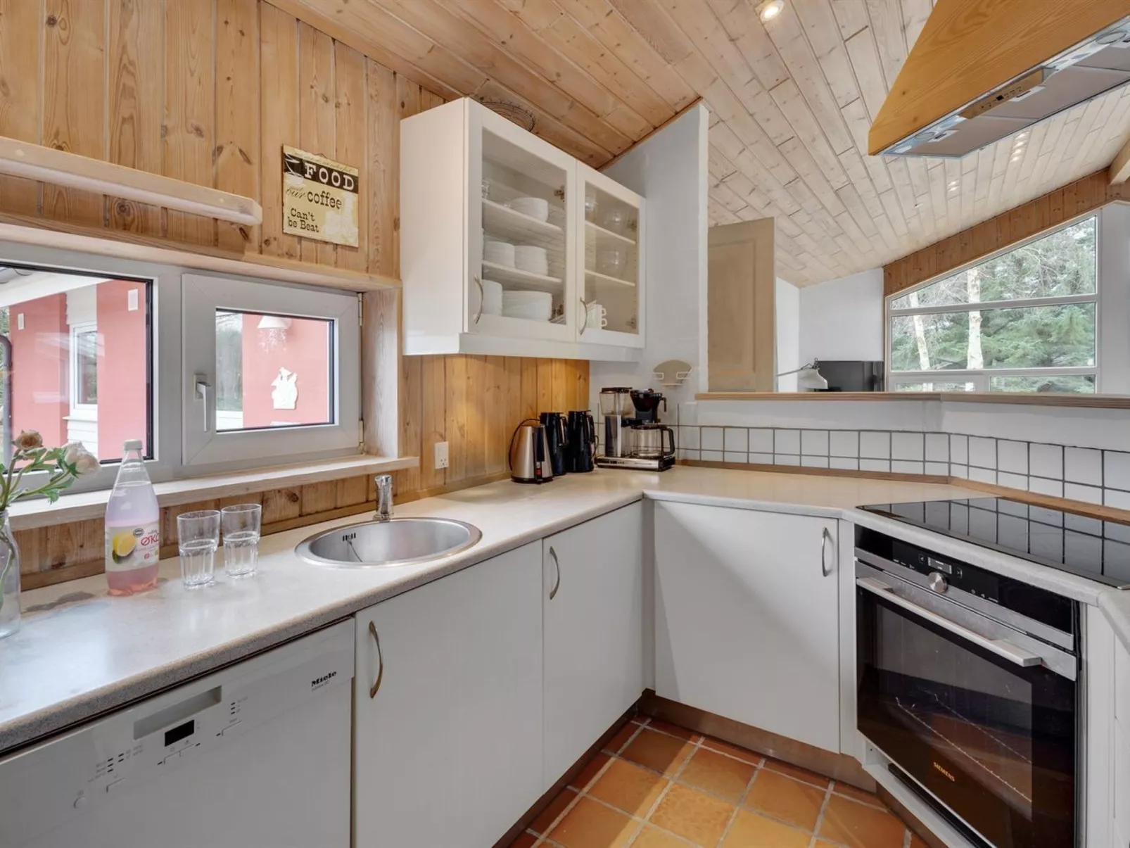 "Mojag" - 1km from the sea-Binnen