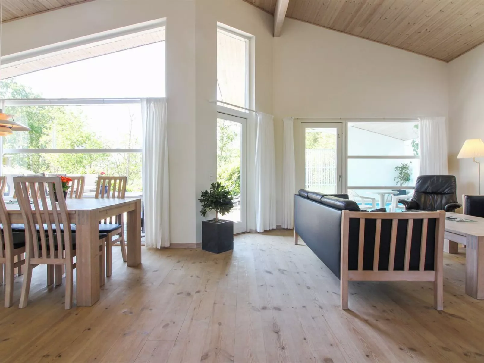 "Elicia" - 950m from the sea-Binnen