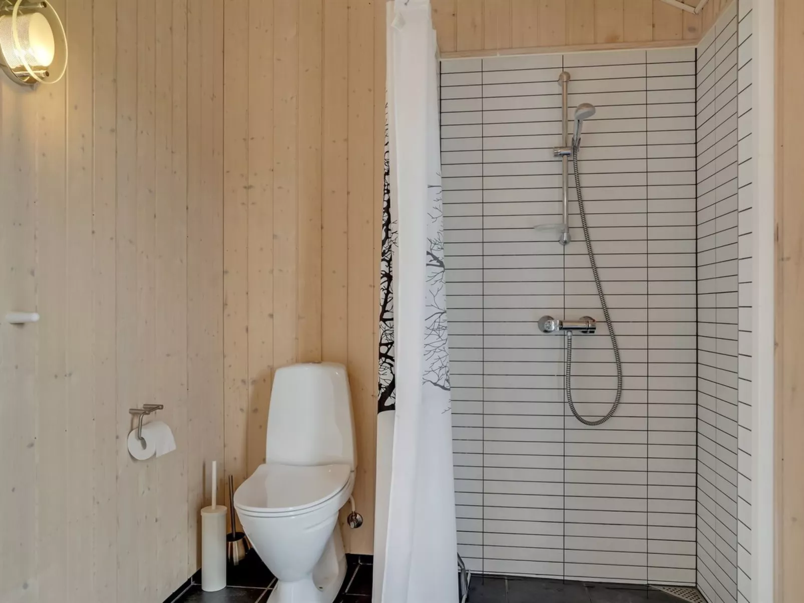 "Illona" -  from the sea-Binnen