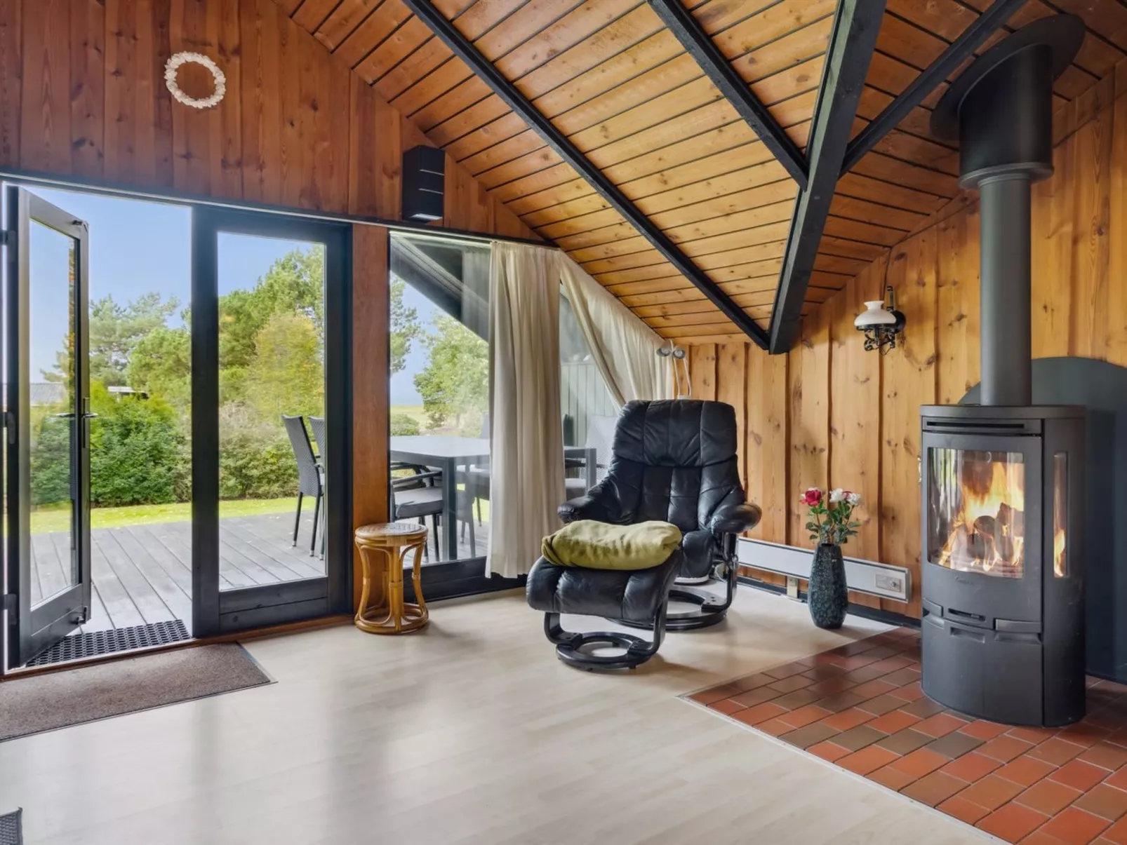 "Elisej" - 100m from the sea-Binnen