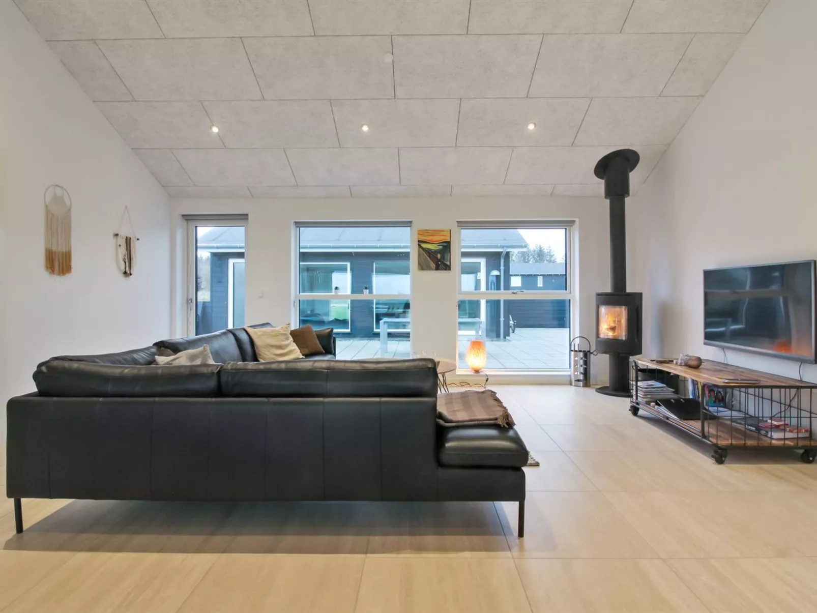 "Tatiane" - 1.5km from the sea-Binnen