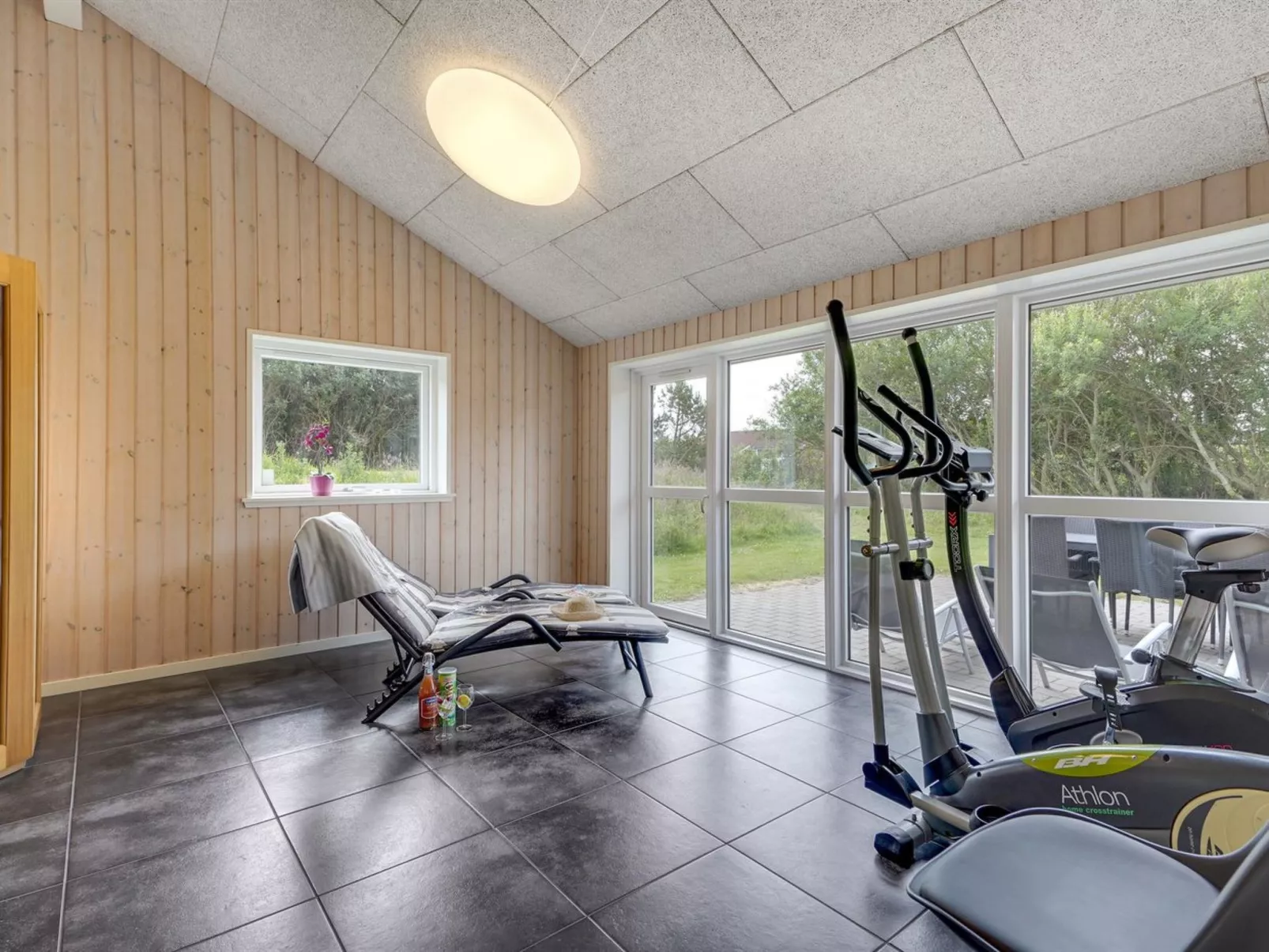 "Janita" - 800m from the sea-Binnen