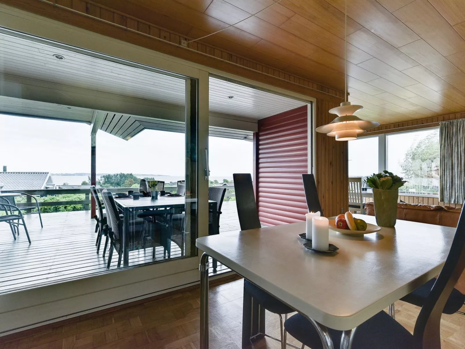 "Miriam" - 300m from the sea-Binnen