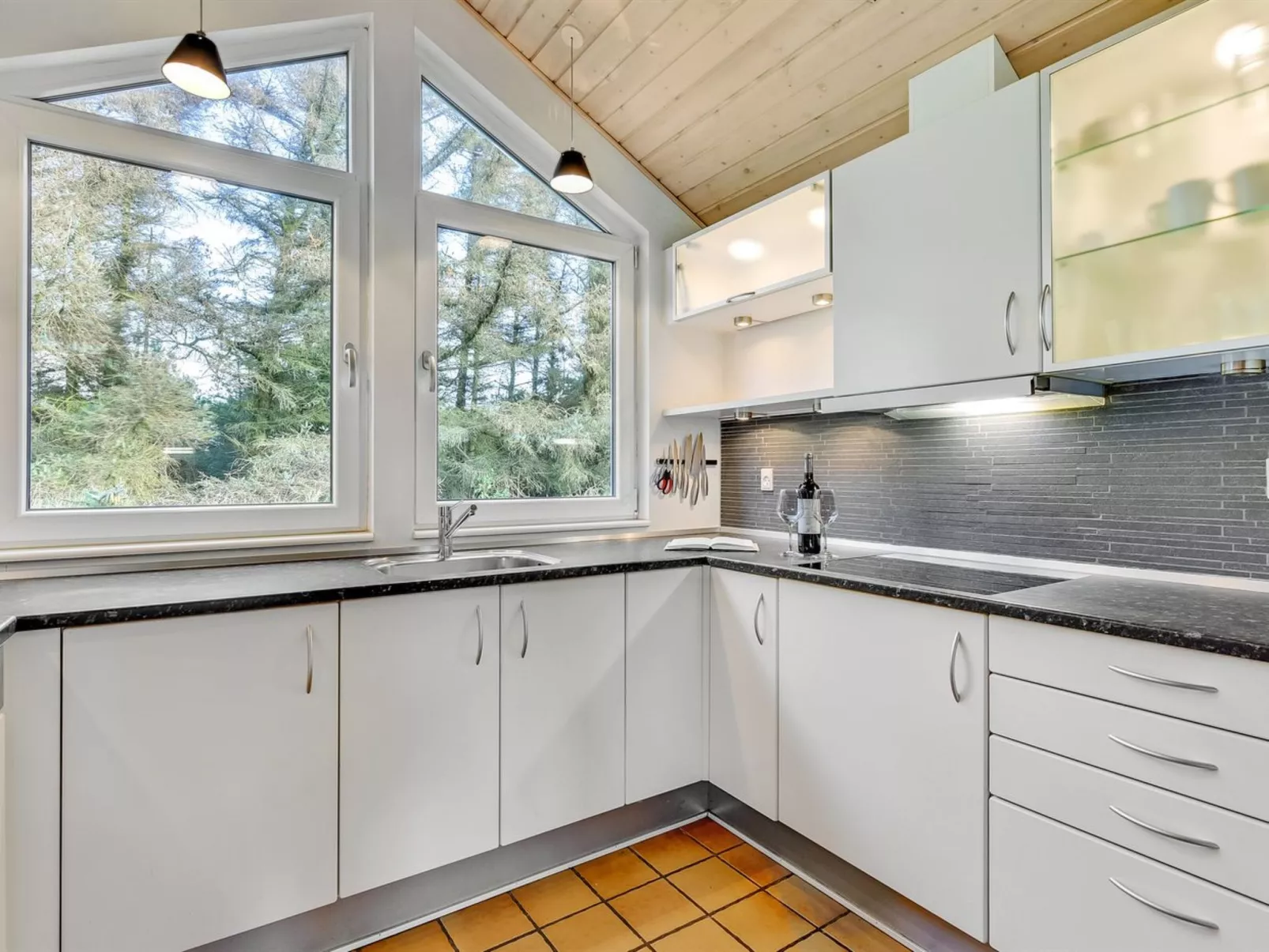 "Tali" - 700m from the sea-Binnen