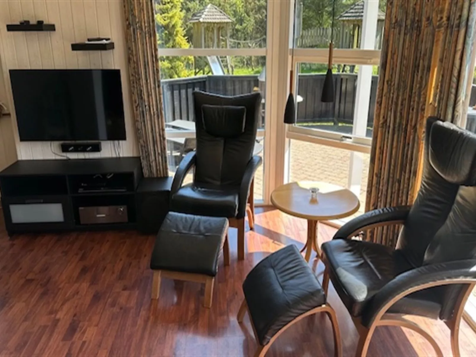 "Hemming" -  from the sea-Binnen